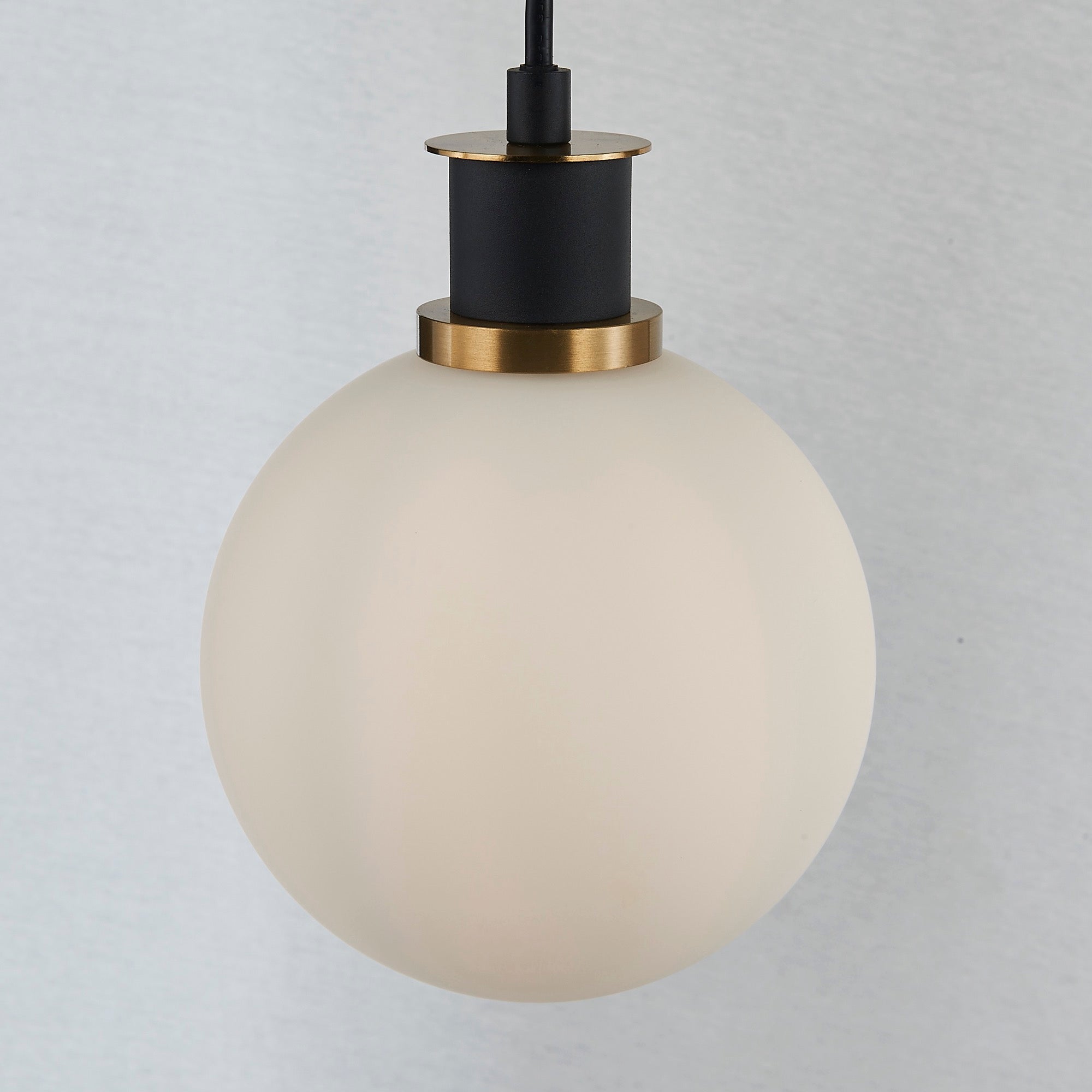 AC11874WH