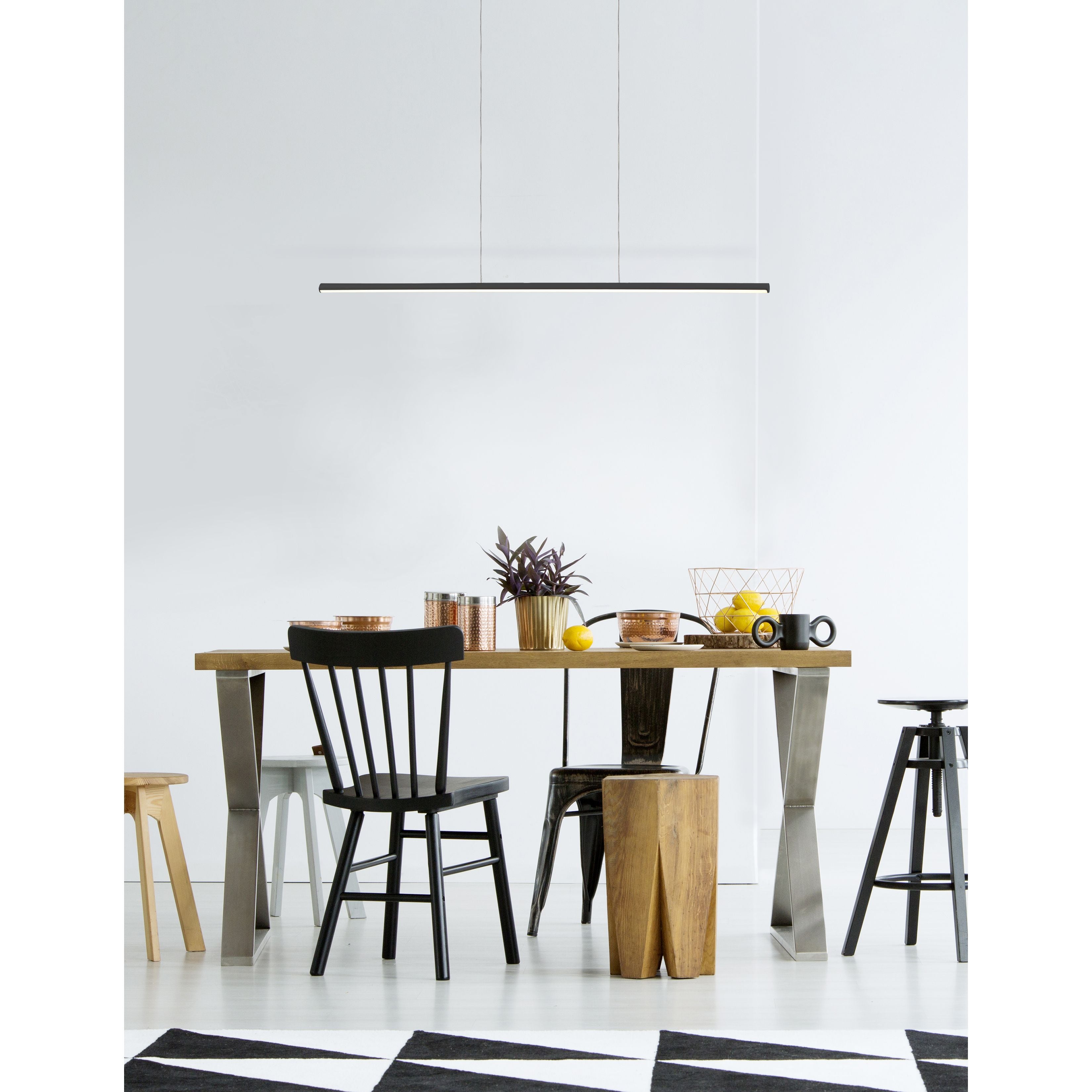 LP14935-BK