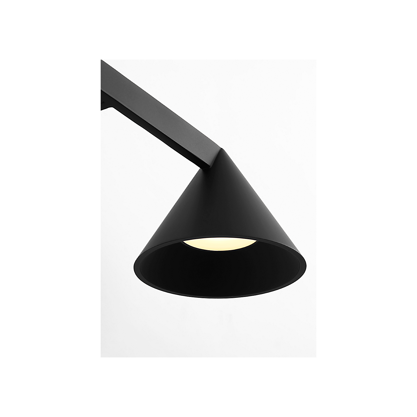 SLBA79027B