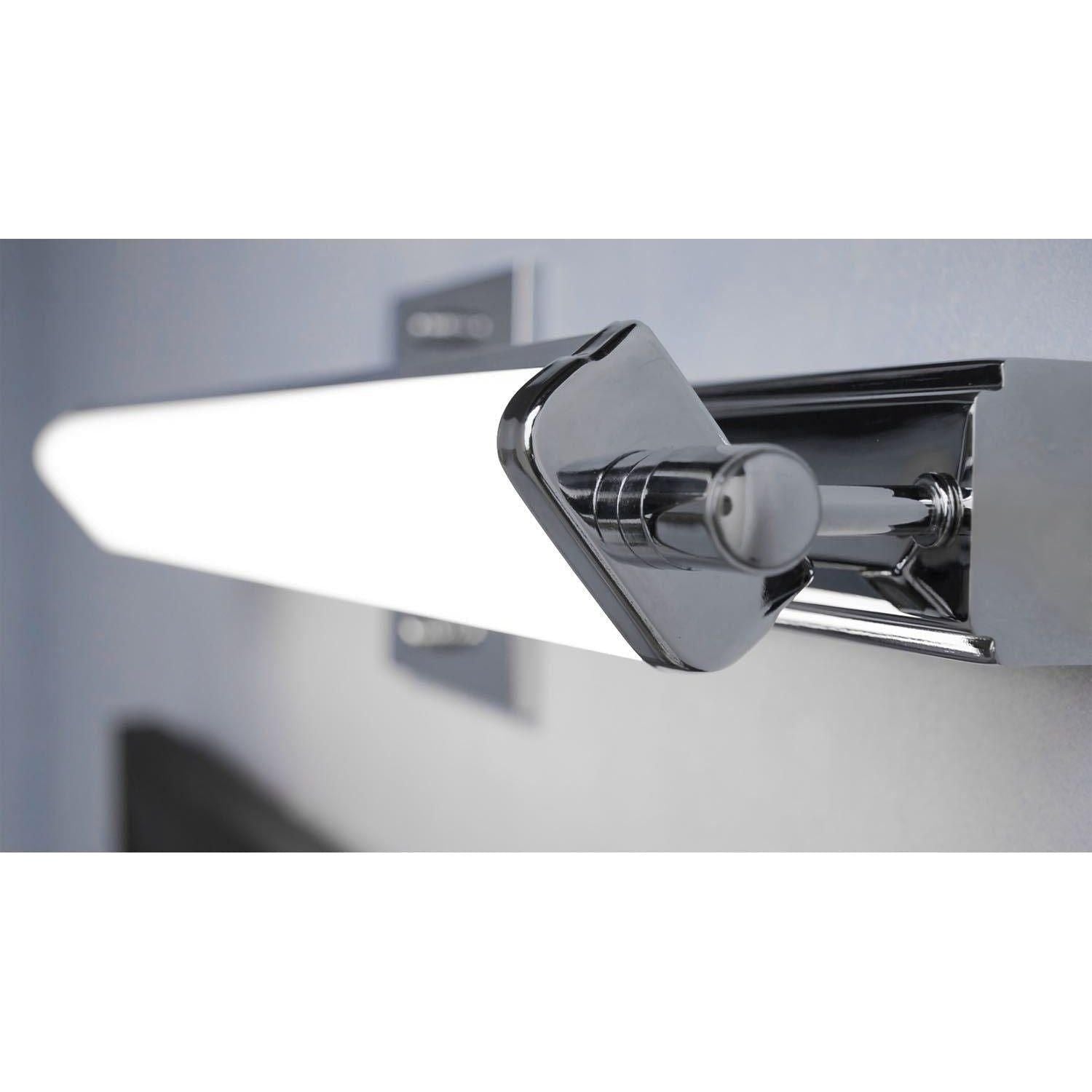 Maxim Lighting - Director Vanity Light - Lights Canada