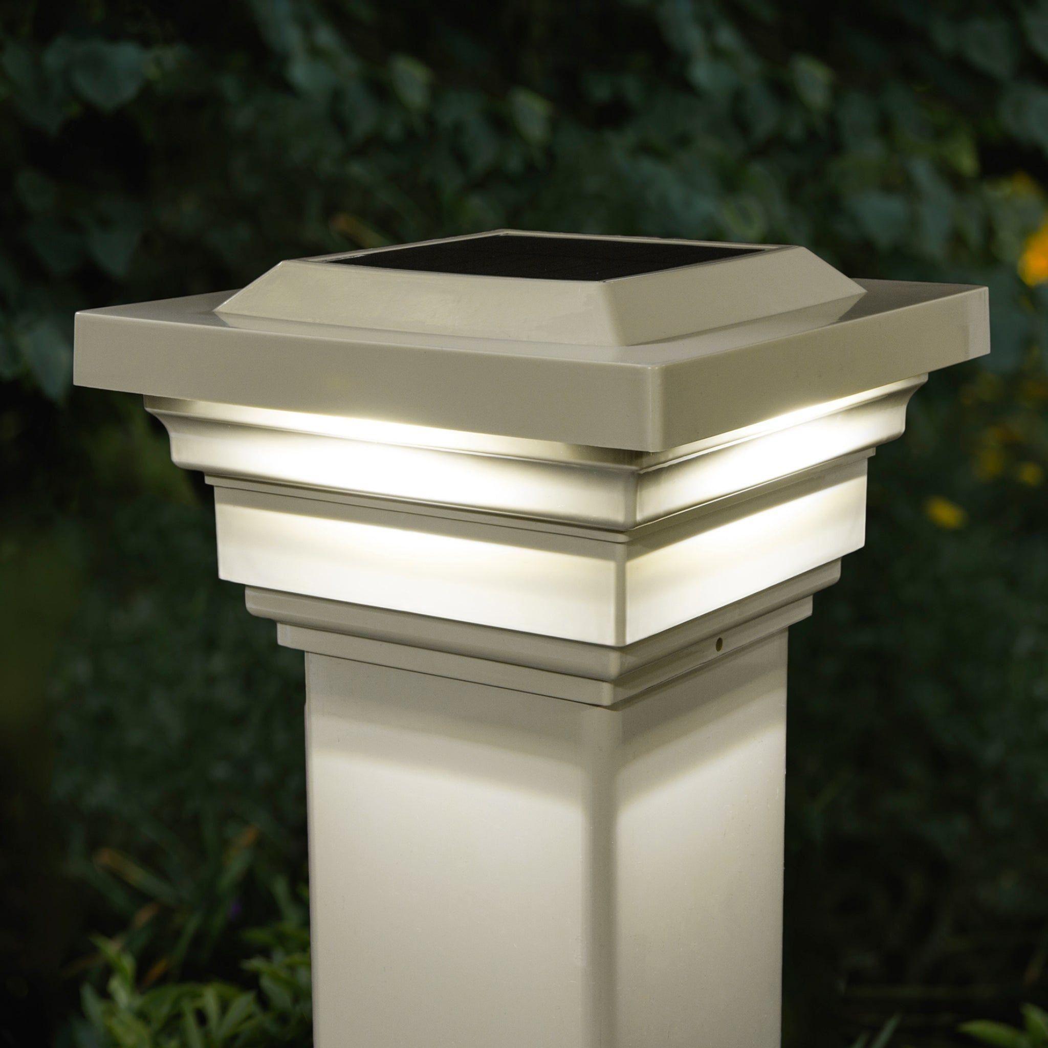 Classy Caps - 4x4 Regal Solar Post Cap - Lights Canada