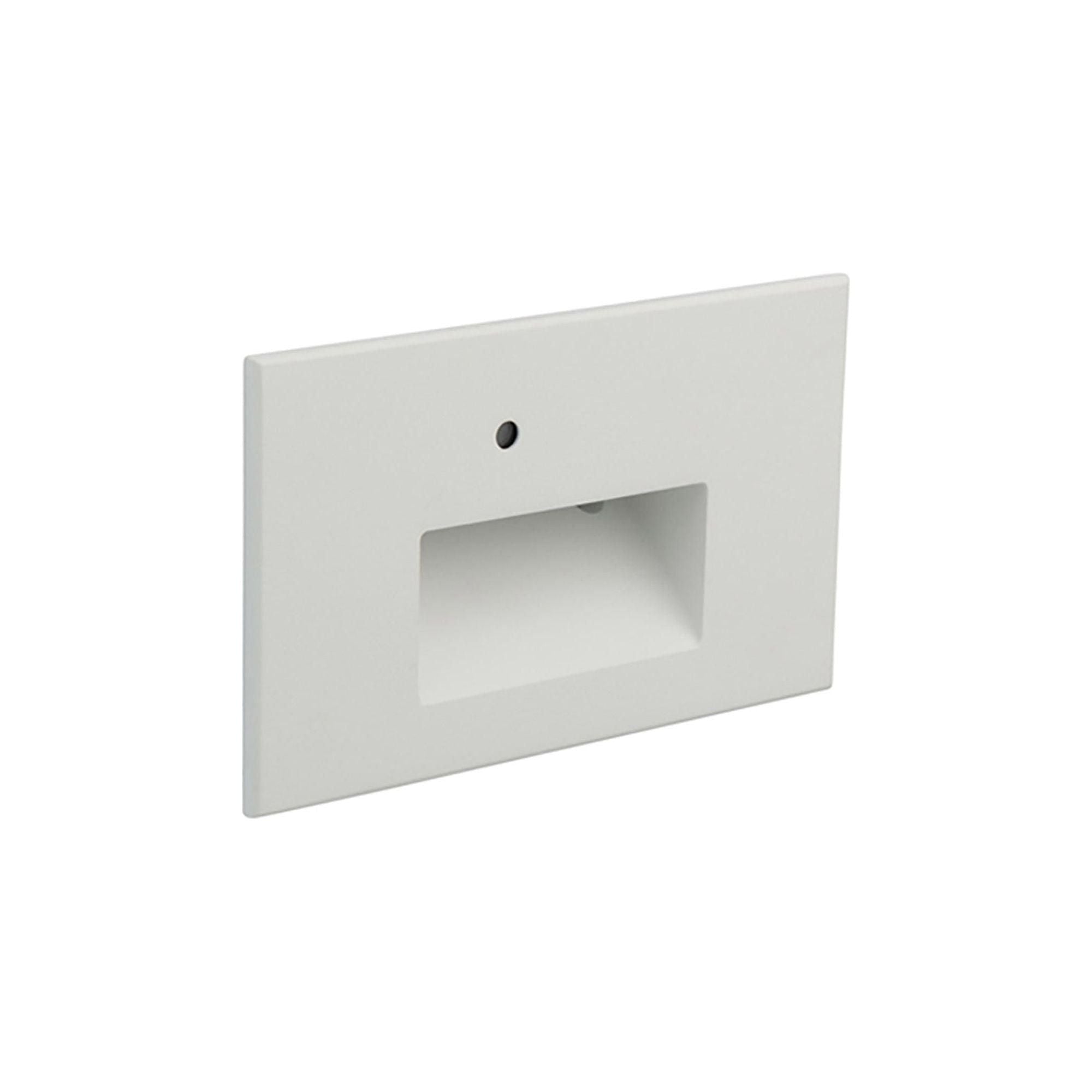 WAC Lighting - LEDme 120V LED Horizontal Indoor/Outdoor Step and Wall Light with Daylight Photocell Sensor - Lights Canada