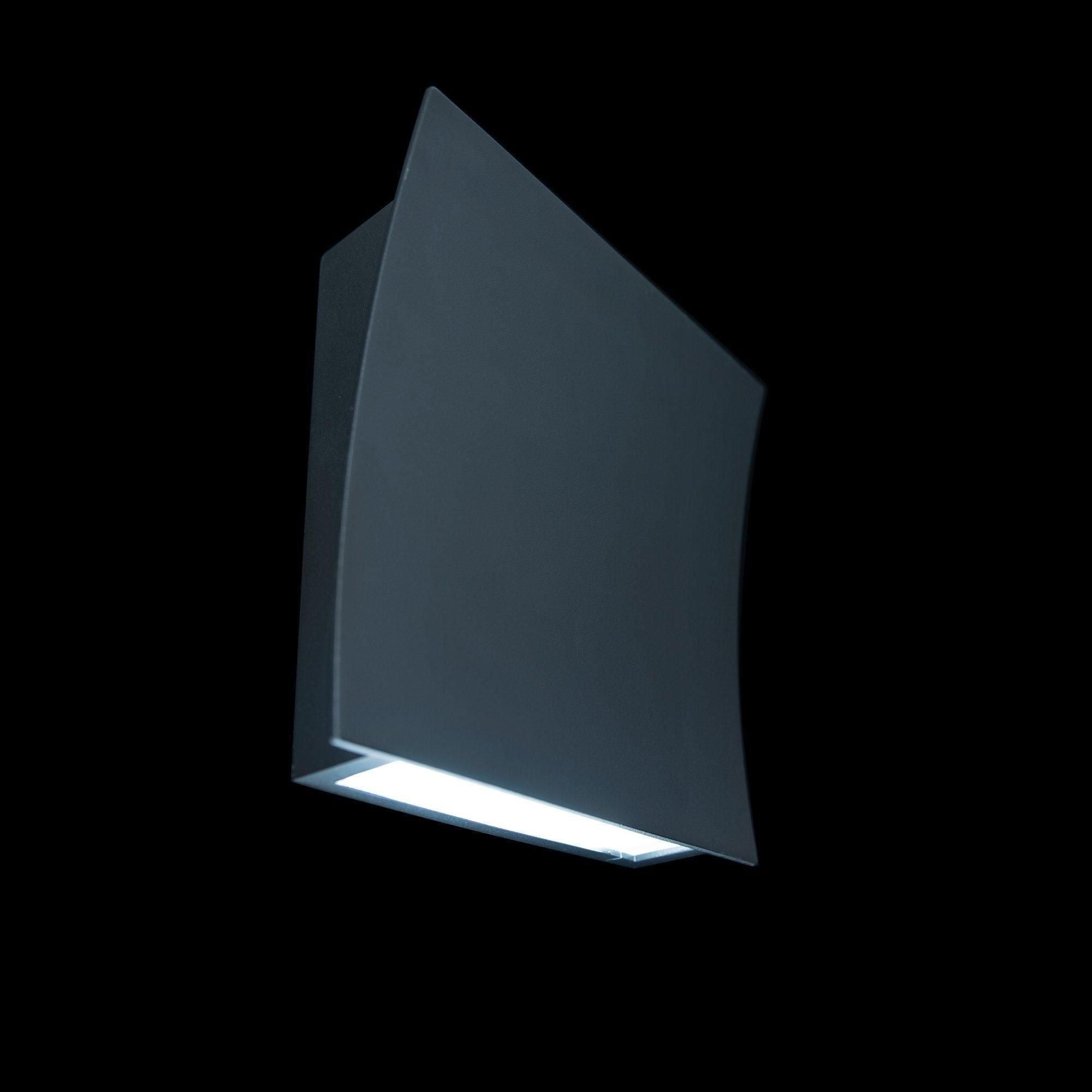 Modern Forms - Slide LED Wall Sconce - Lights Canada