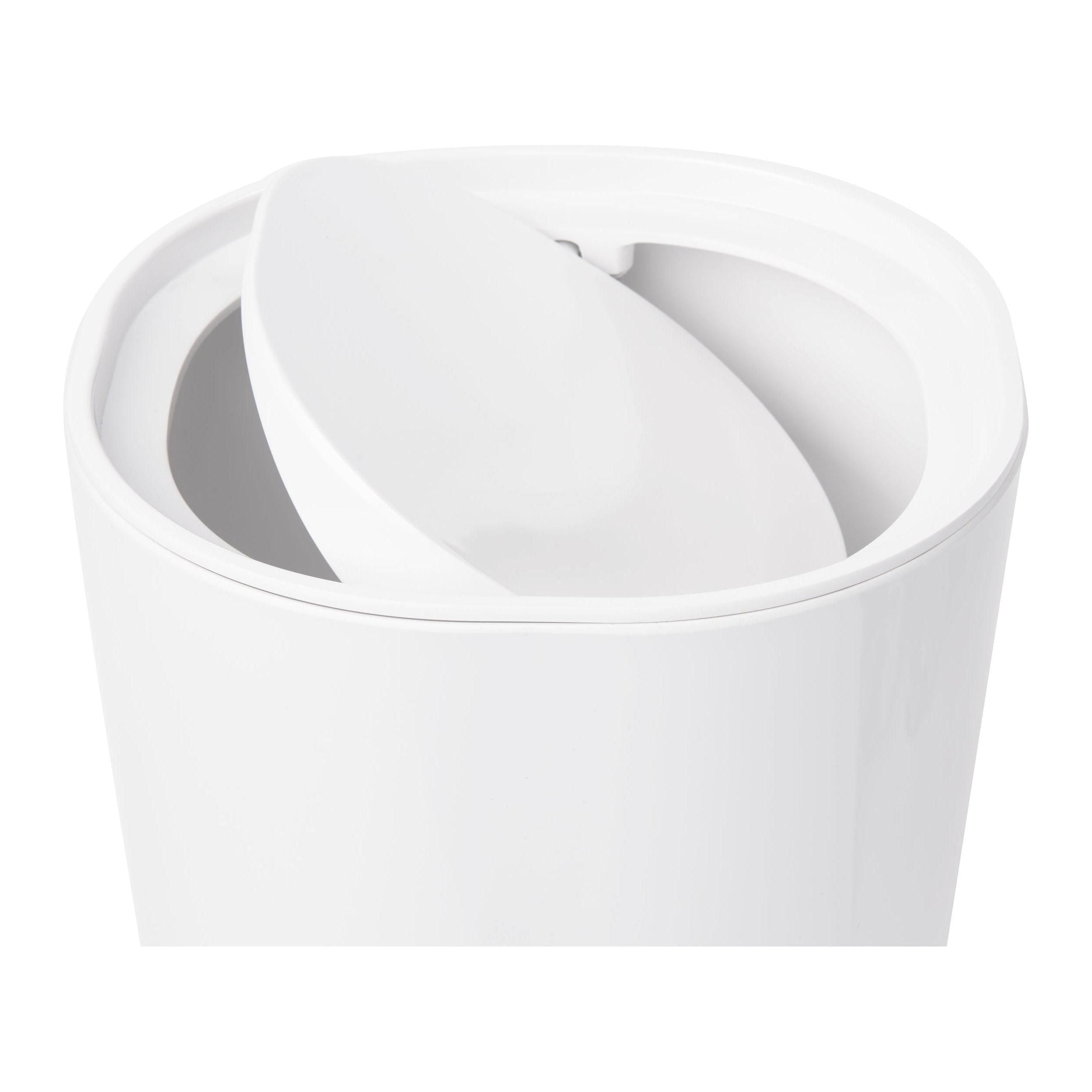 Umbra - Step Trash Can with Lid 1.7 Gallons (6.6L) - Lights Canada