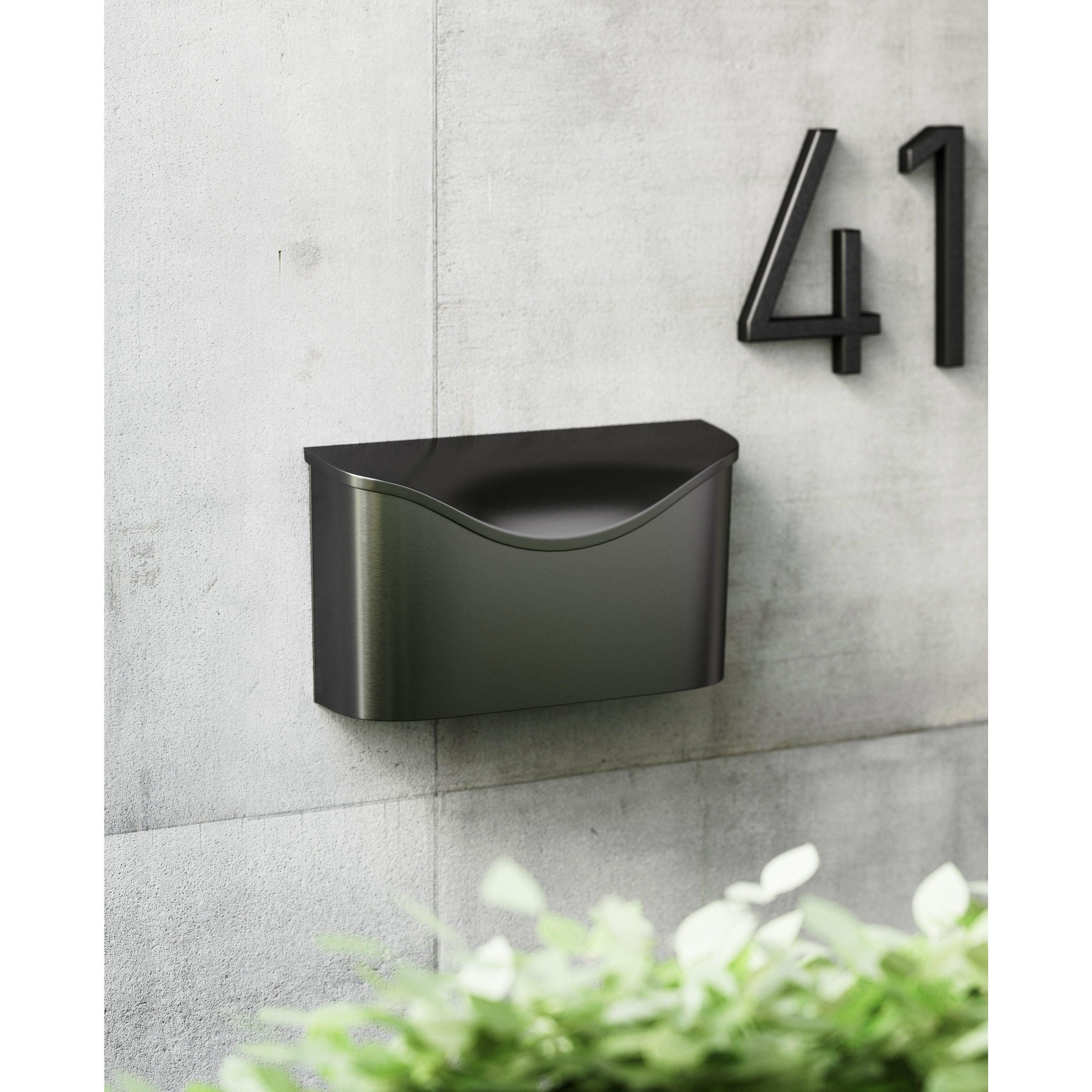 Umbra - Postino Mailbox - Lights Canada