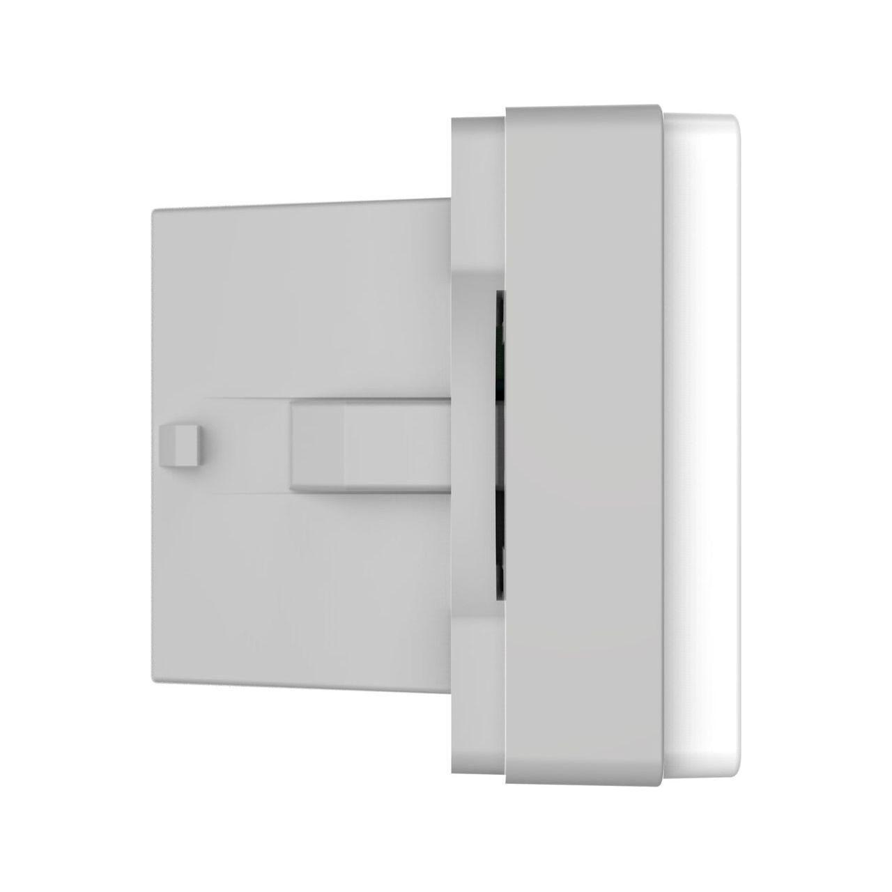Legrand - Adorne USB Outlet Module - Lights Canada