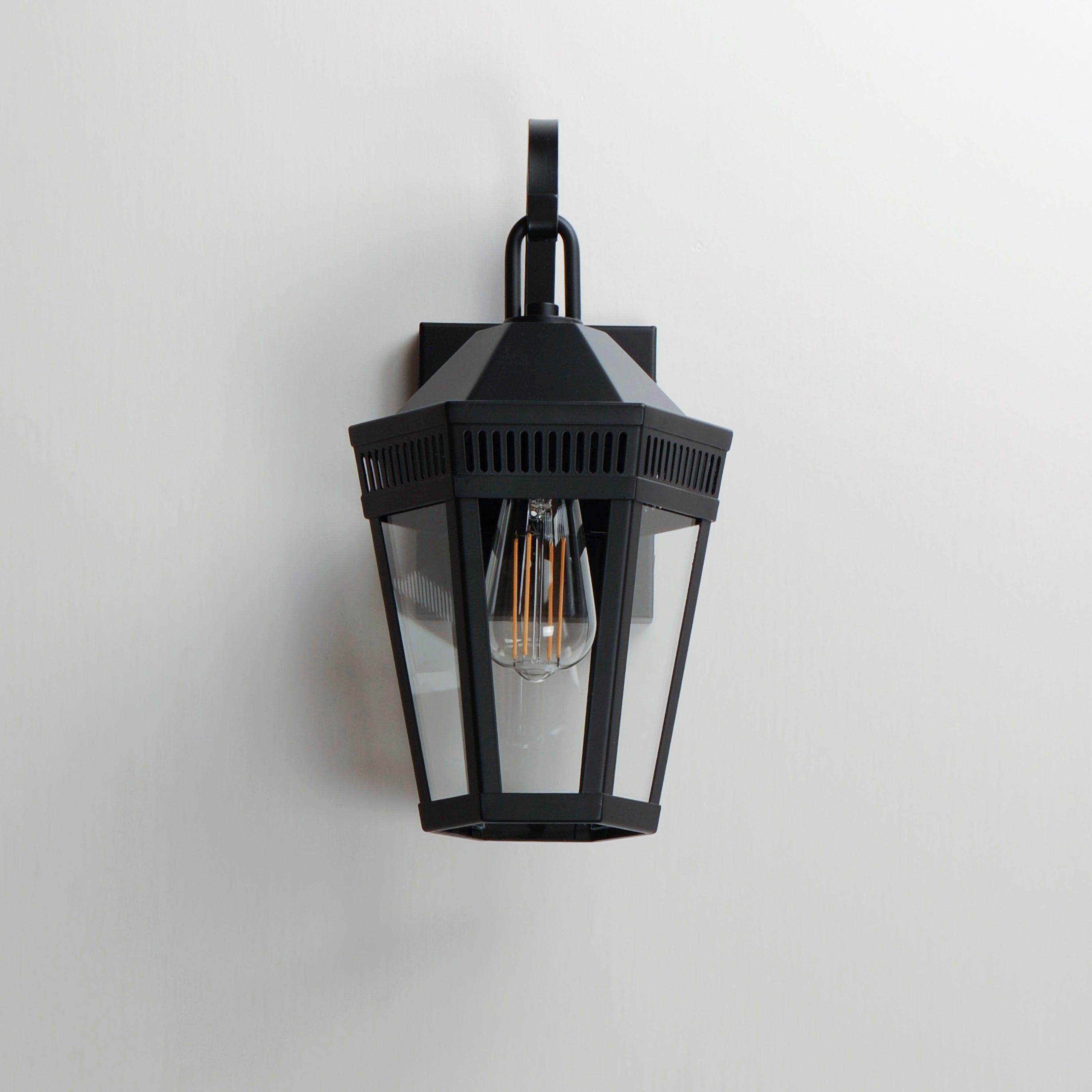 Oxford Outdoor 1-Light Wall Sconce