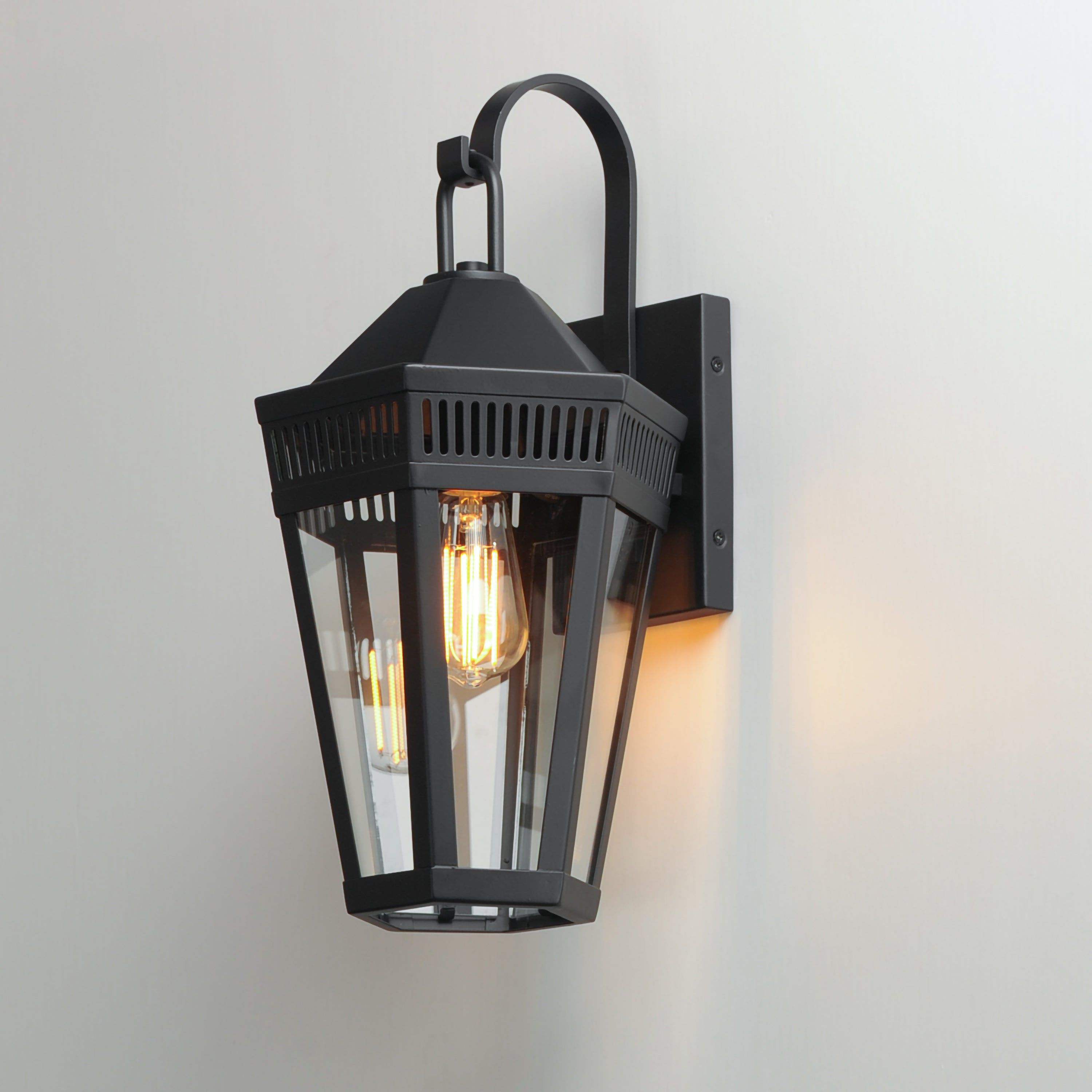 Oxford Outdoor 1-Light Large Wall Sconce