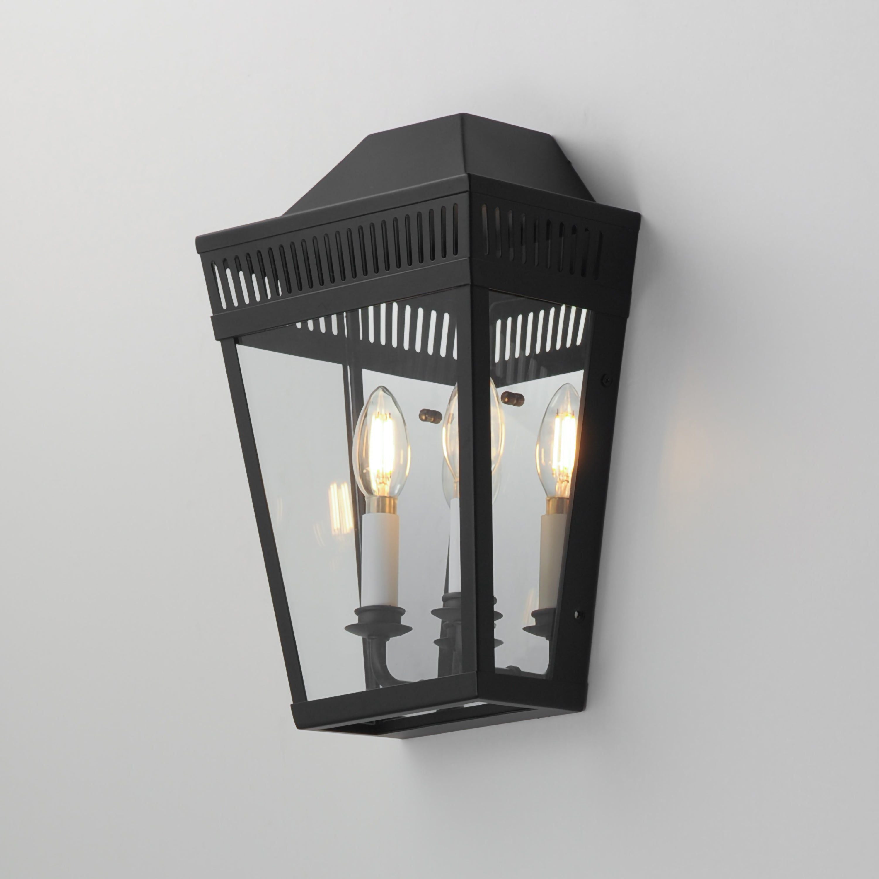 Oxford Outdoor 2-Light Wall Sconce