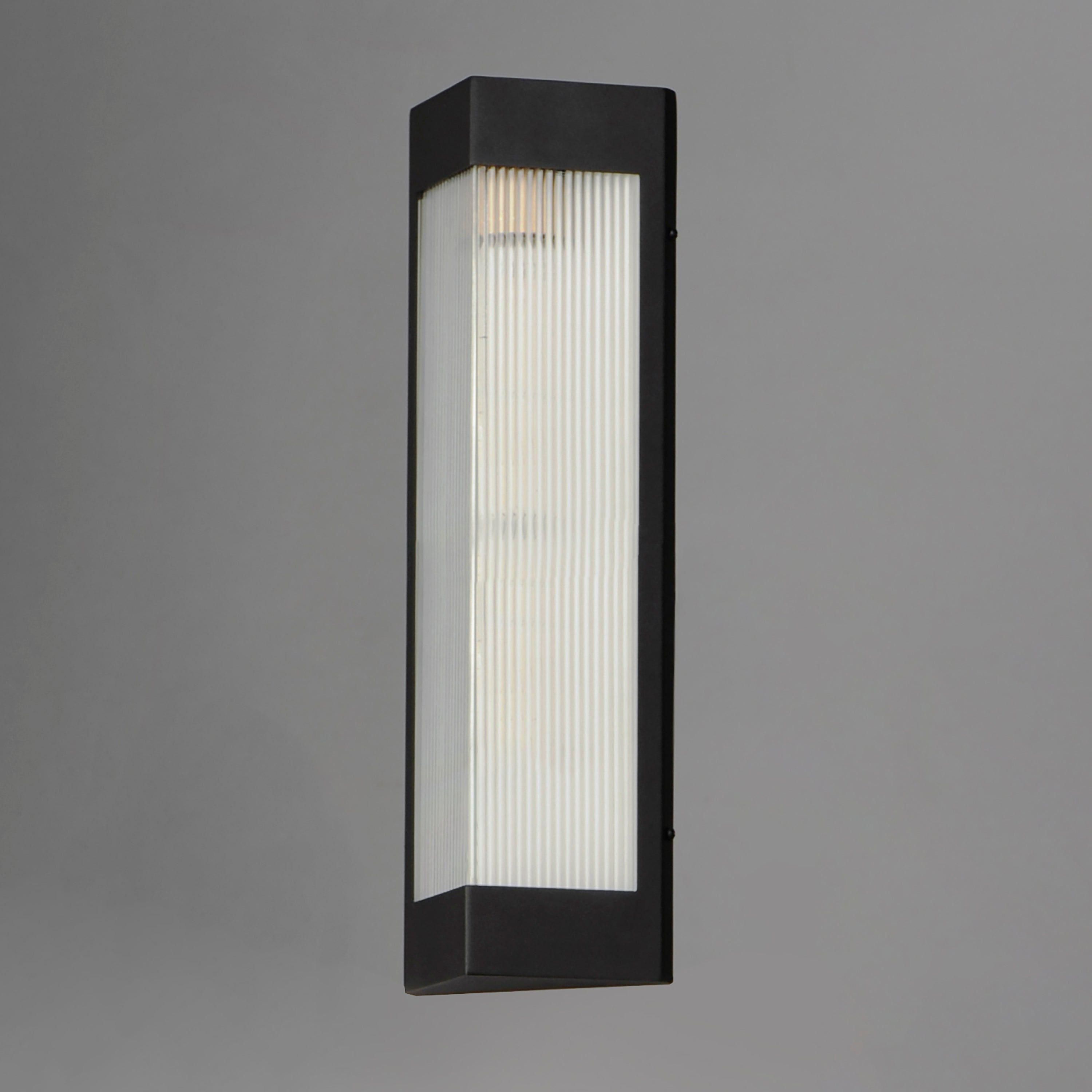 Triform 20" Outdoor Wall Sconce