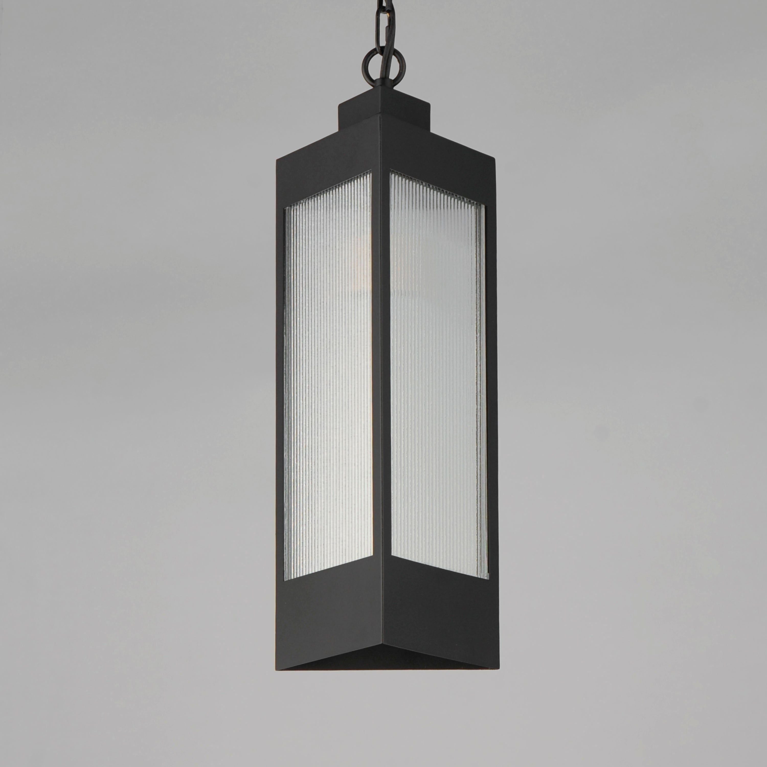 Triform 7.5" LED Outdoor Pendant