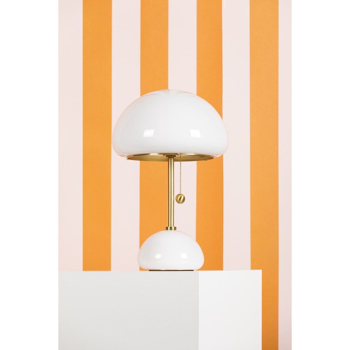 Cortney 1-Light Table Lamp
