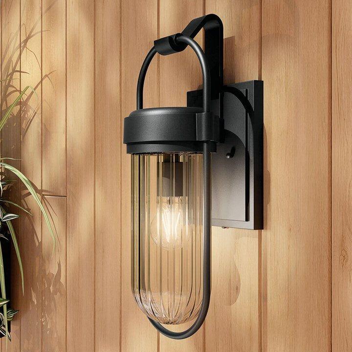 Brix 19.25" 1-Light Outdoor Wall Light