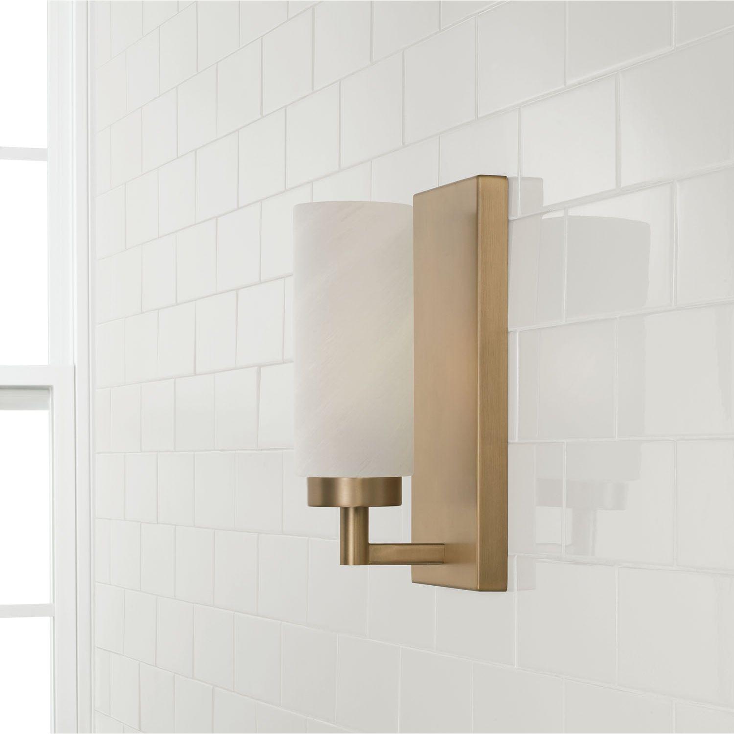 Alyssa 1-Light Sconce