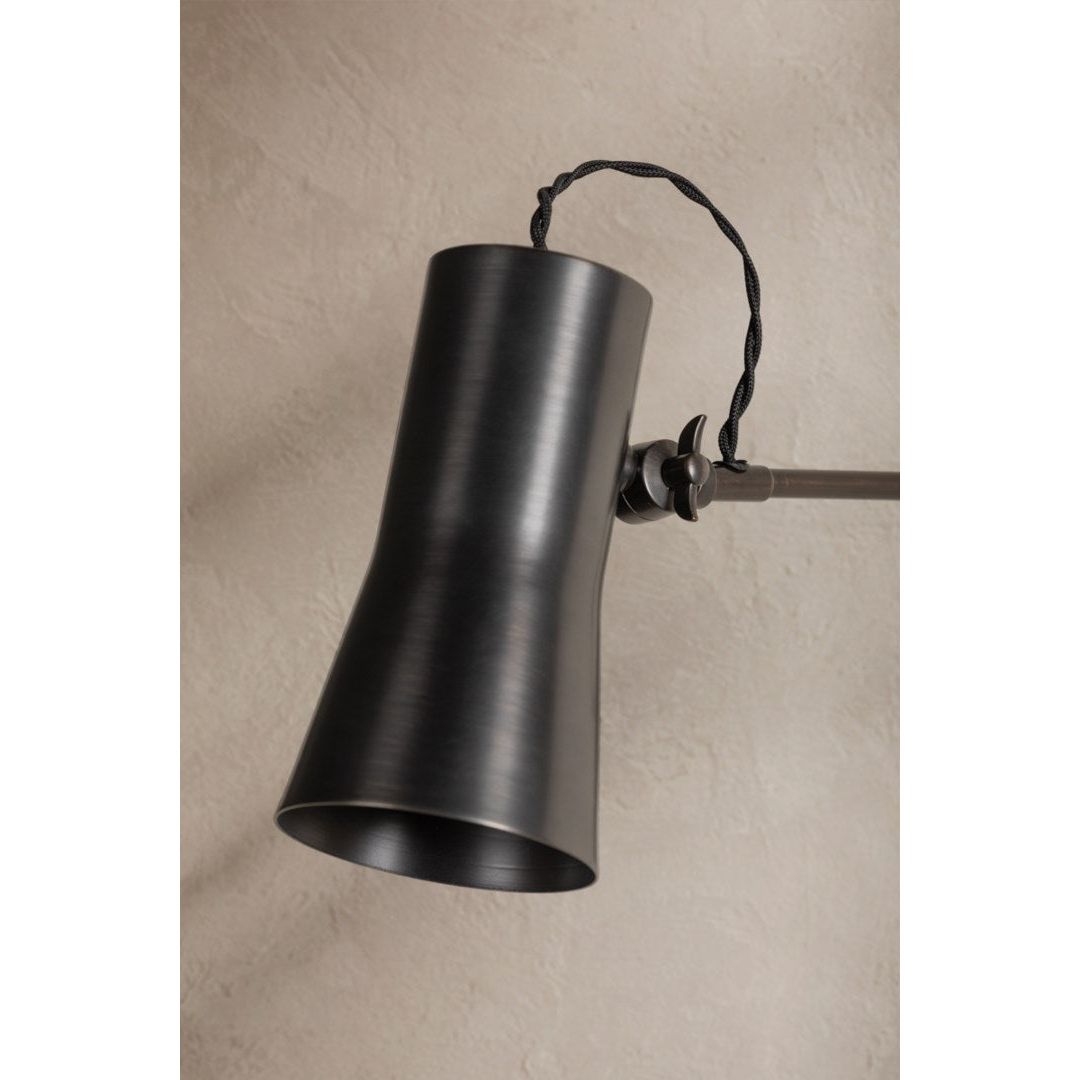 Novel 1-Light Wall Sconce