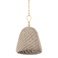 Reina Pendant