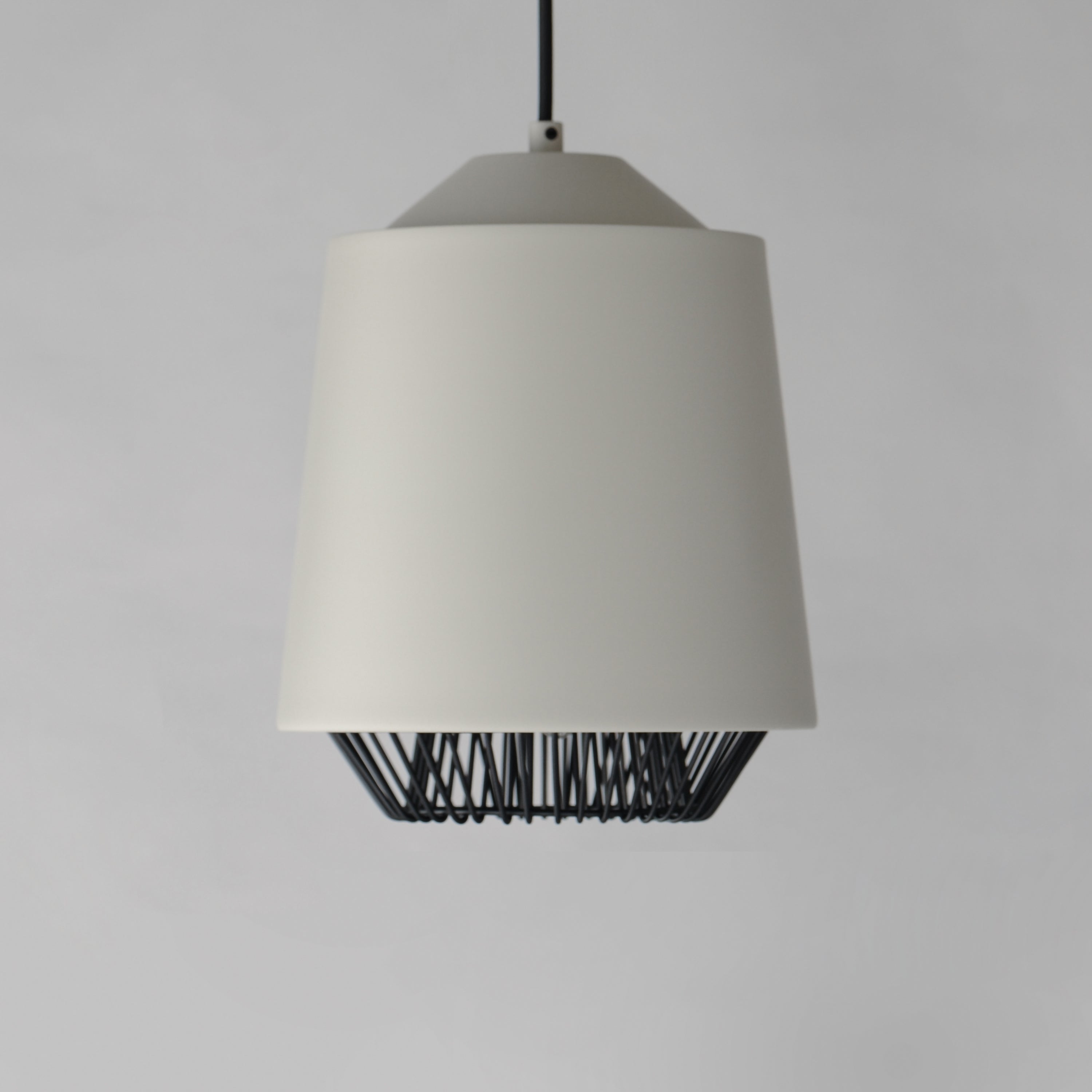 E11390-GYBK