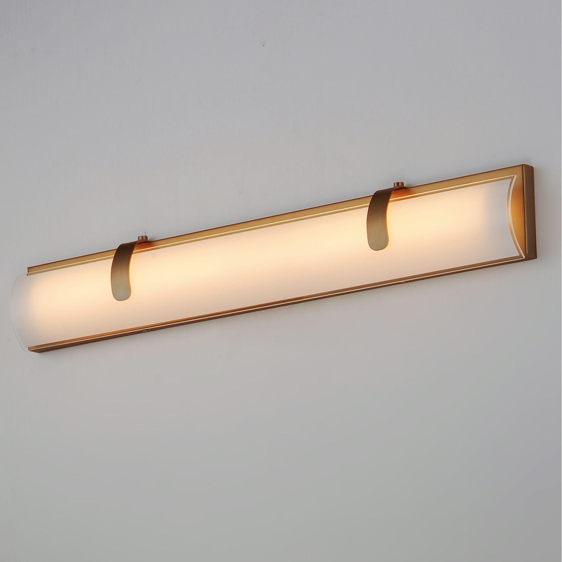 E25135-92GLD