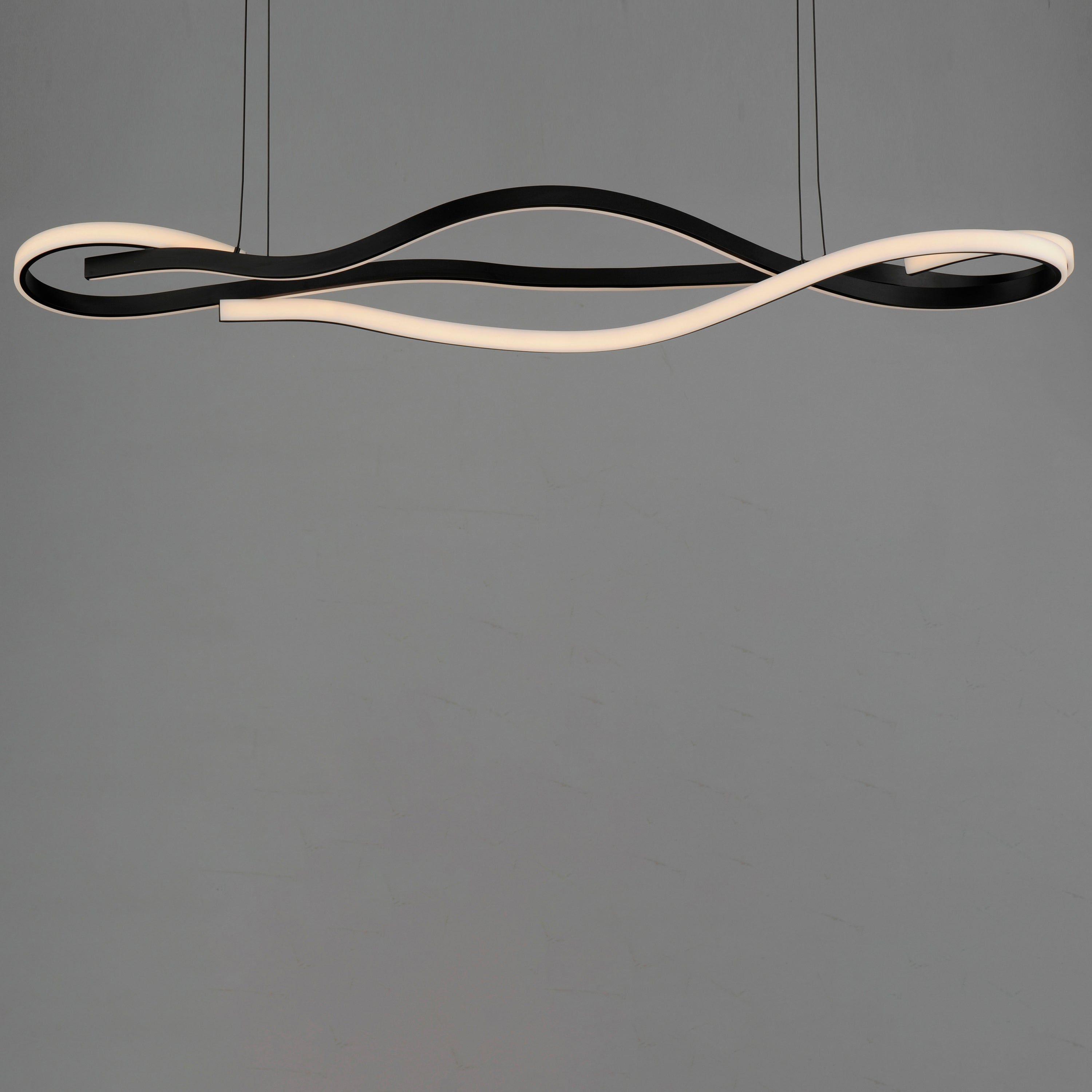 Serpentine 60" Horizontal Pendant