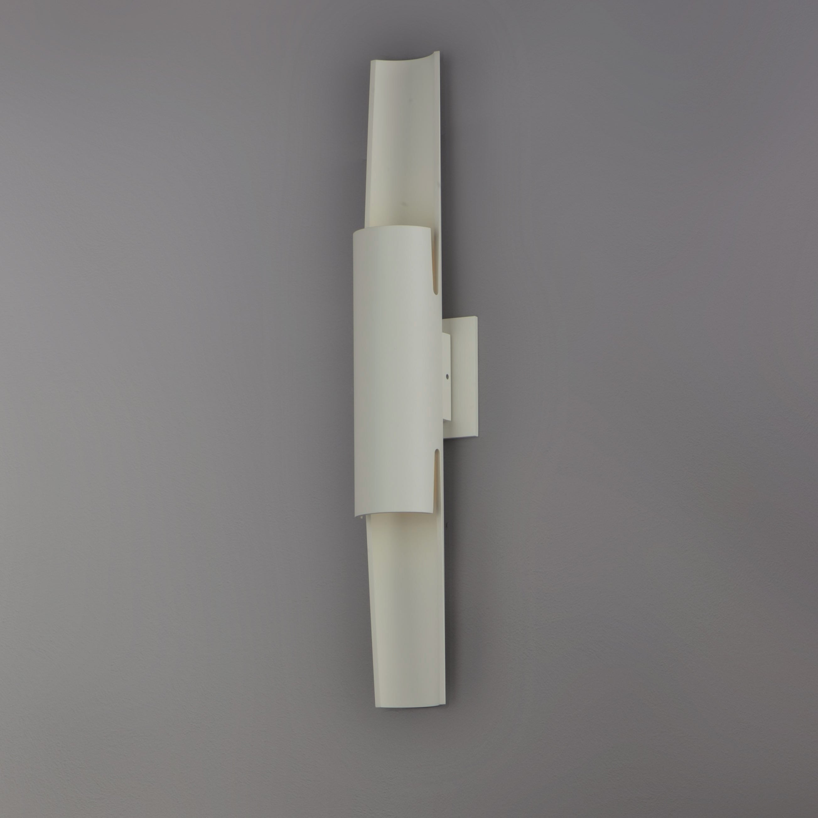 E41526-WT