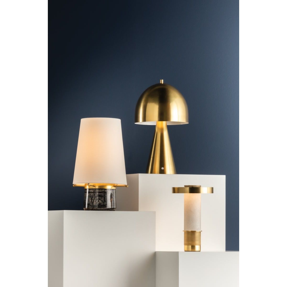 Central Valley Rechargeable Table Lamp