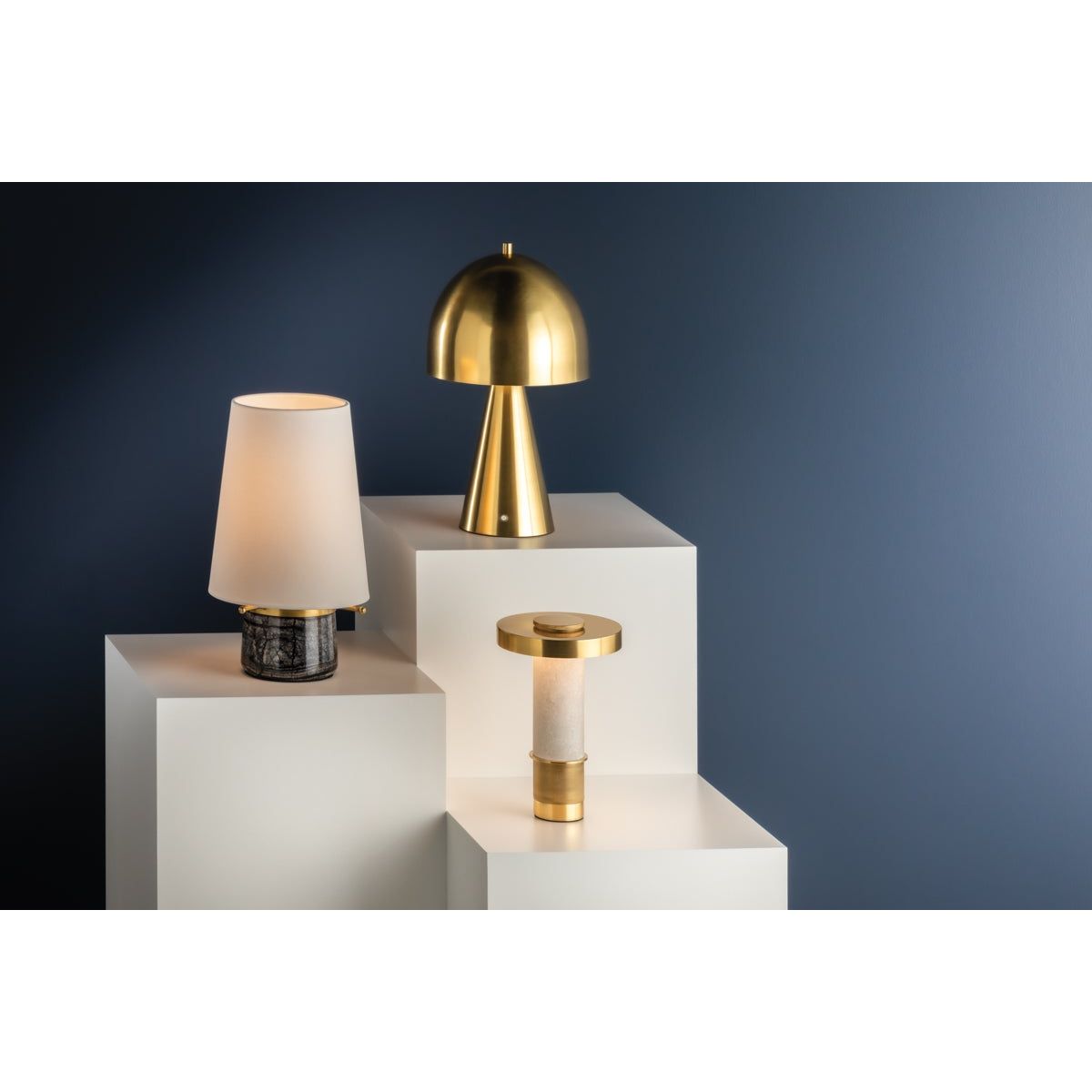 Central Valley Rechargeable Table Lamp