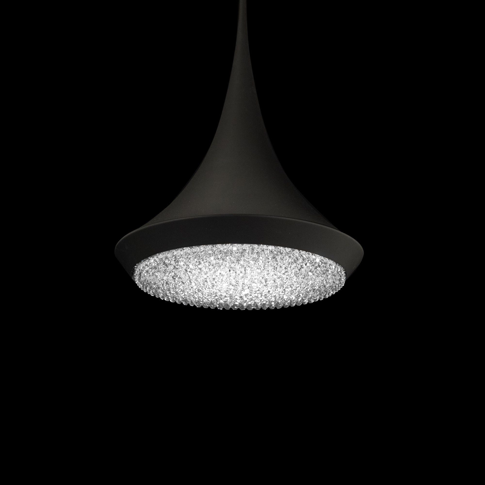 Verita 18" x 24" LED Pendant