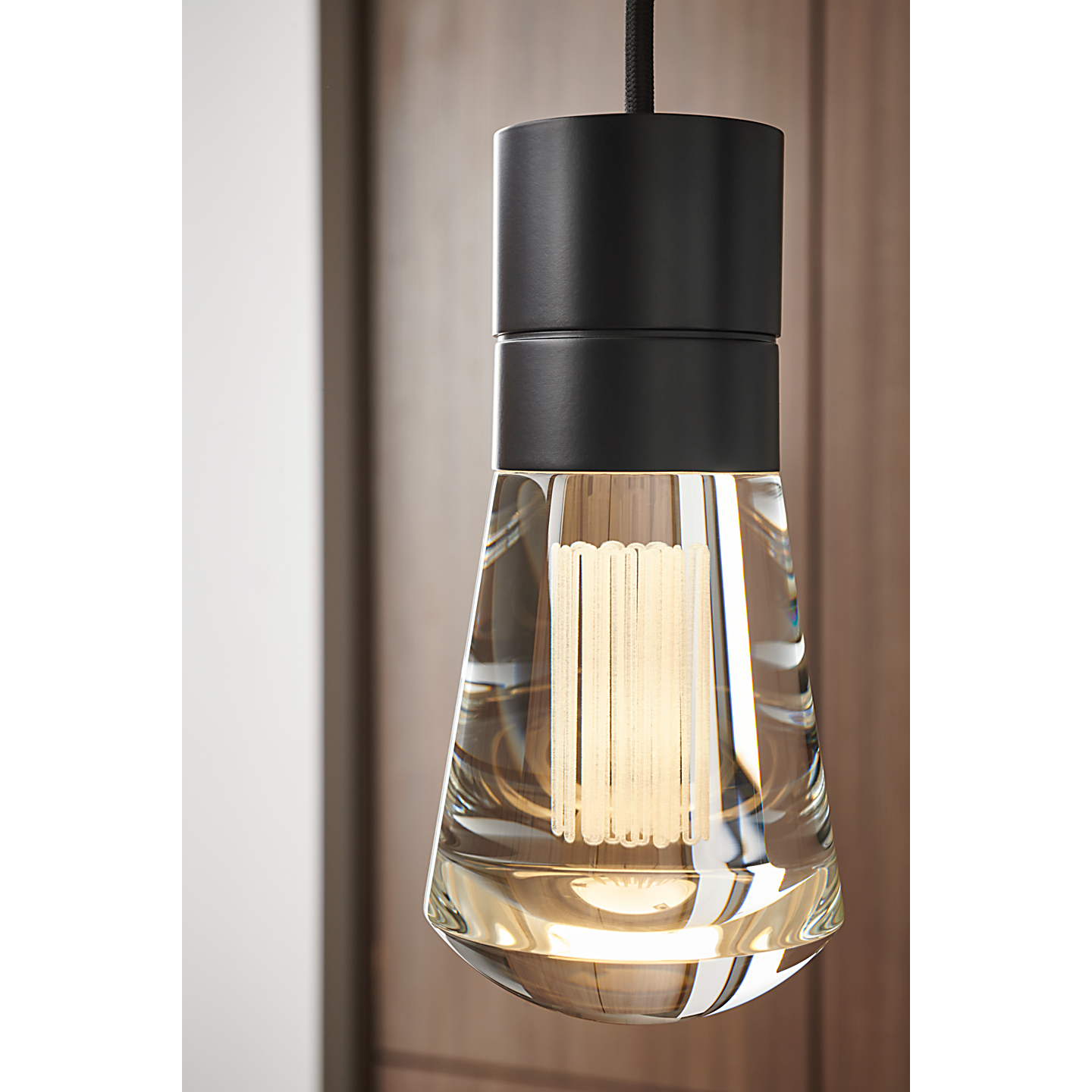 700TDALVPMCBB-LED930