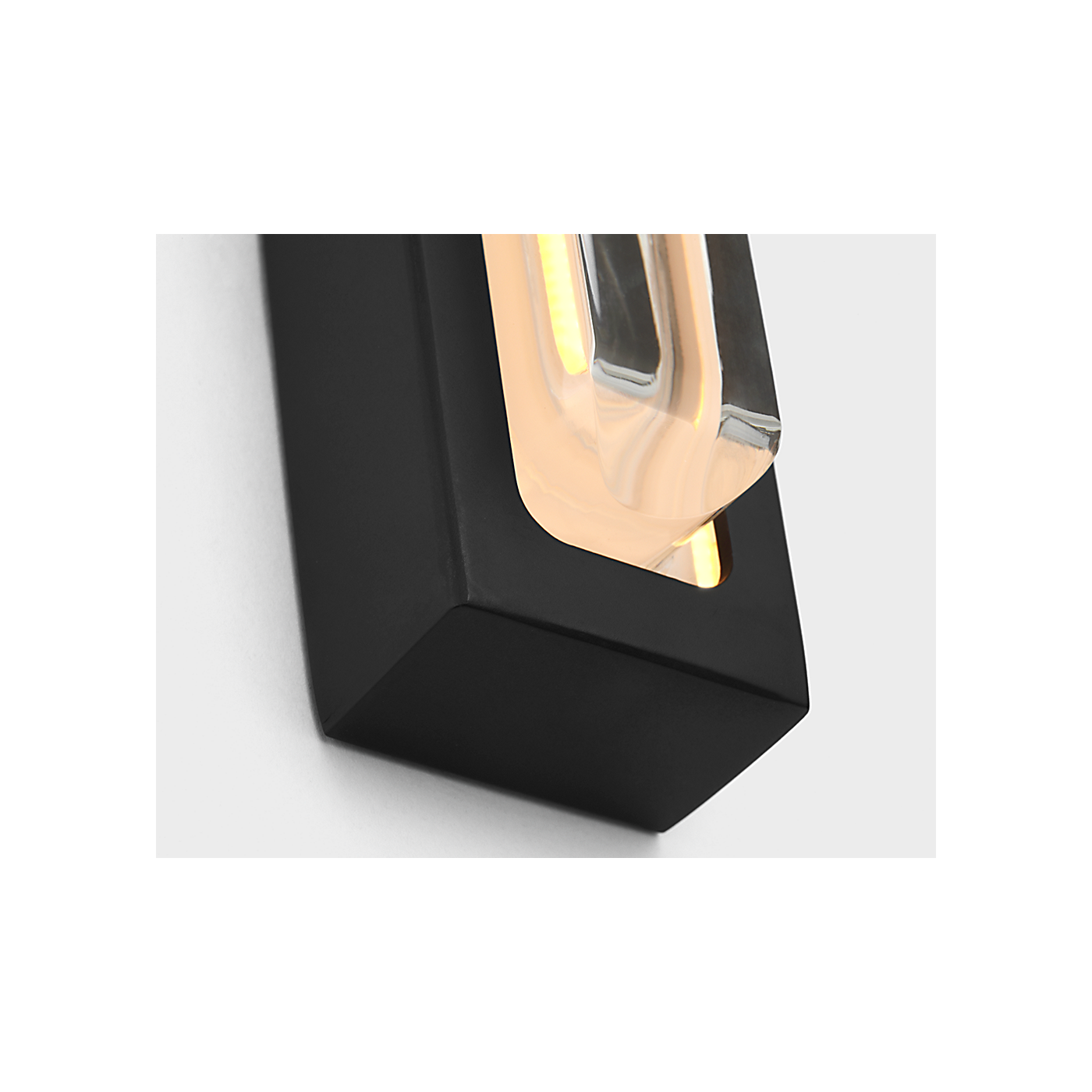 SLV82827BCG