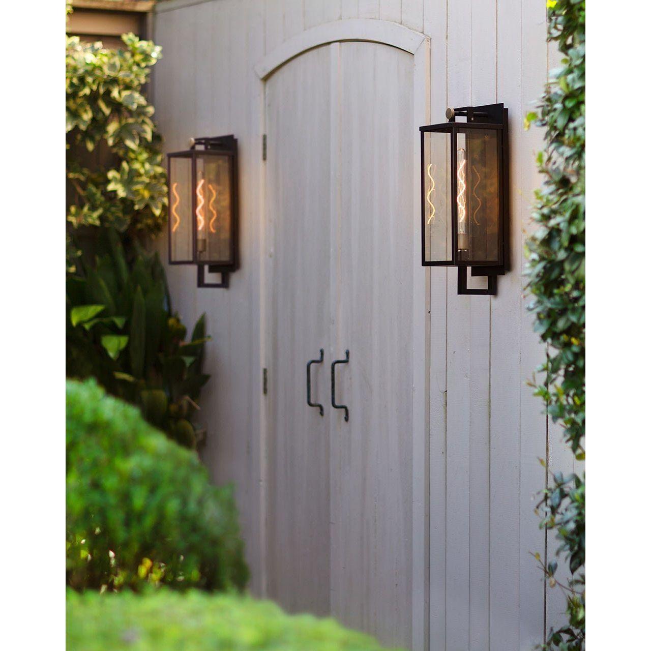 Hinkley - Catalina Large Wall Mount Lantern - Lights Canada