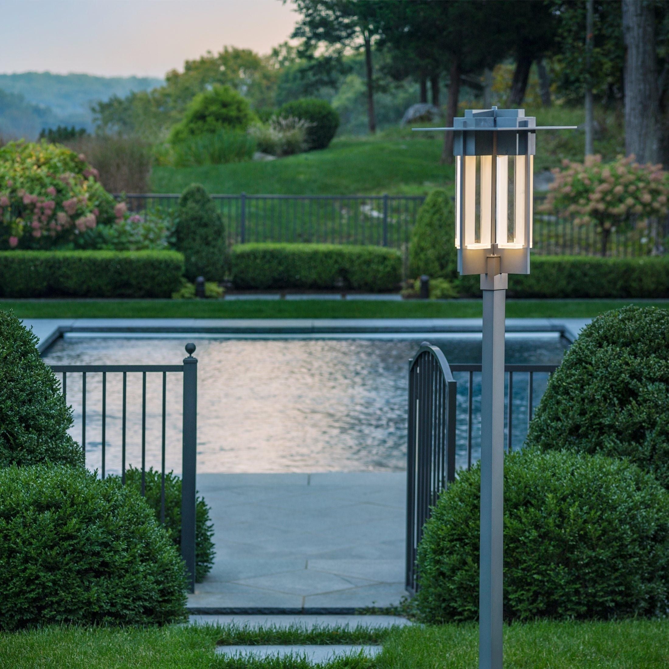 Hubbardton Forge - Axis Post-Light - Lights Canada