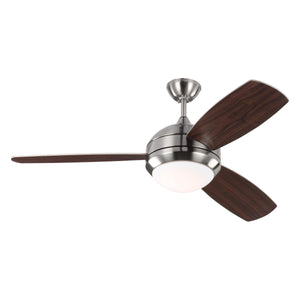 Visual Comfort Fan Collection - Discus Trio Outdoor Fan - Lights Canada