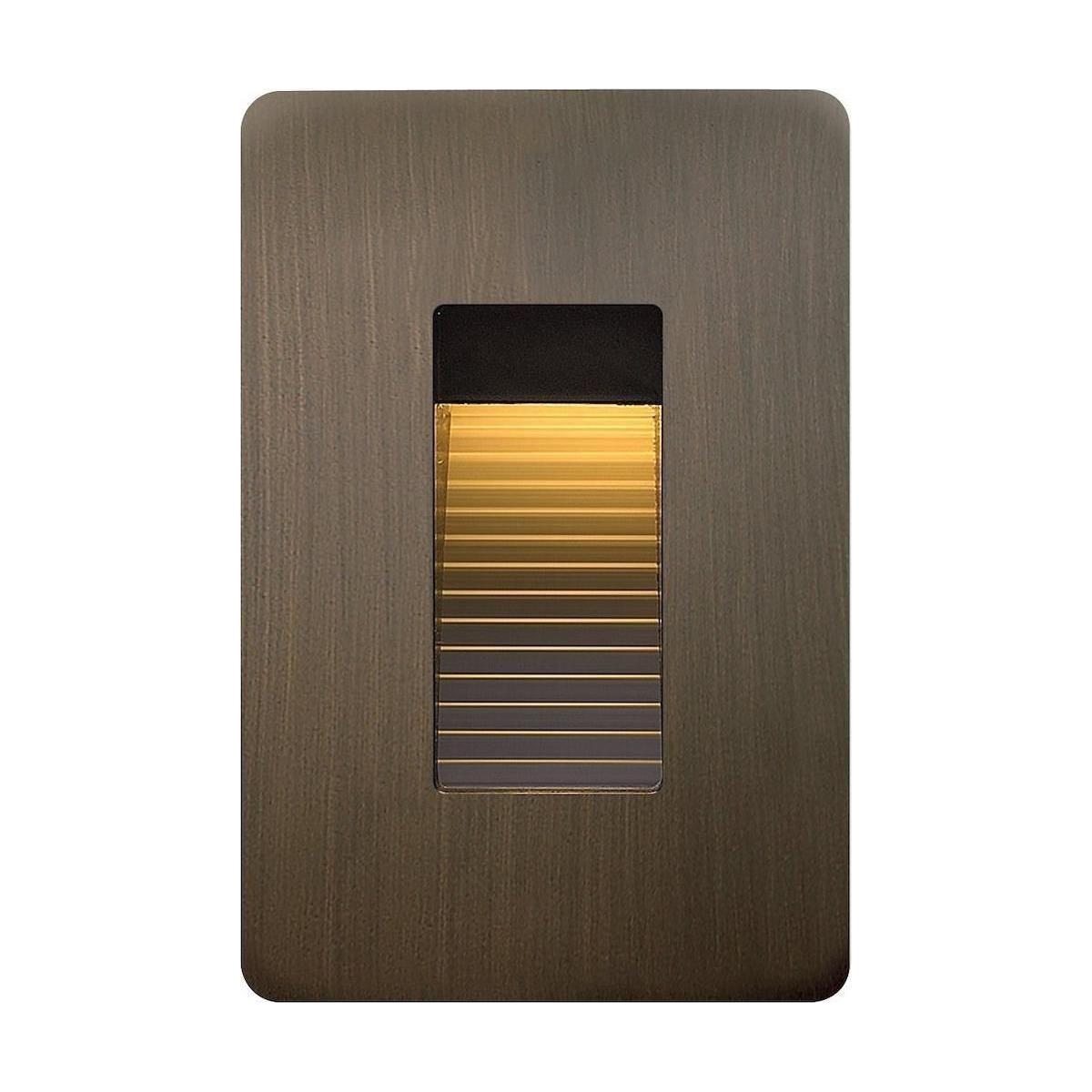 Hinkley - Luna Landscape Step Light - Lights Canada