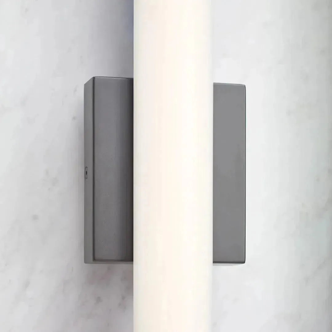 Visual Comfort Modern Collection - Finn 24 Bath - Lights Canada