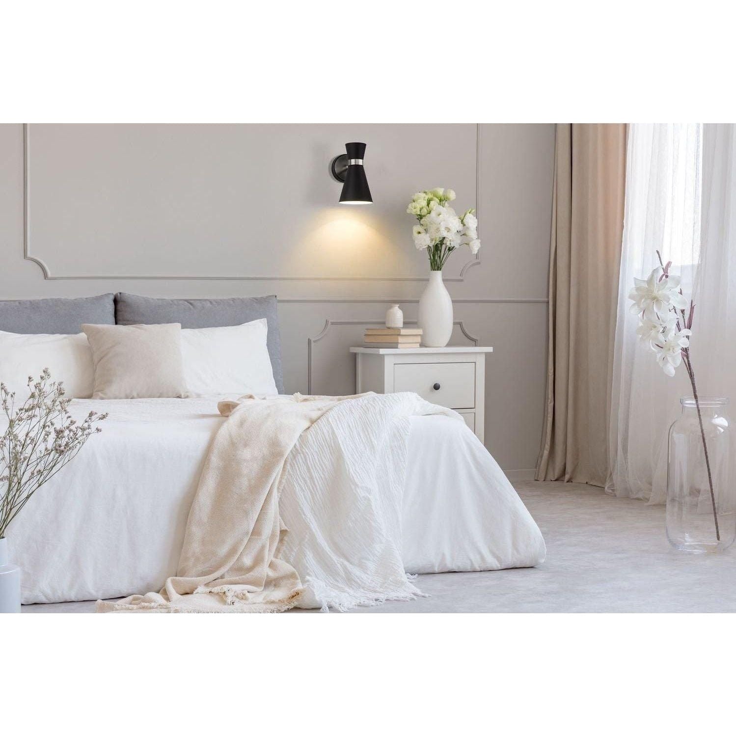 Z-Lite - Soriano Wall Sconce - Lights Canada
