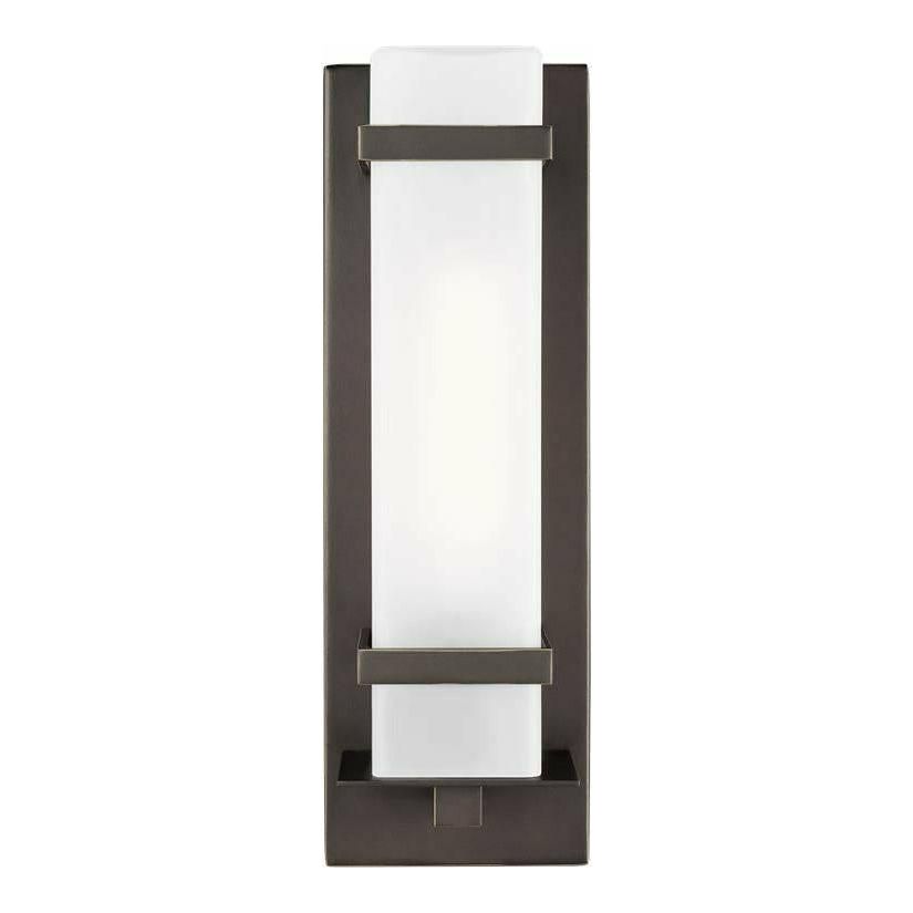 Generation Lighting - Alban Large 1-Light Outdoor Wall Light (with Bulb) - Lights Canada