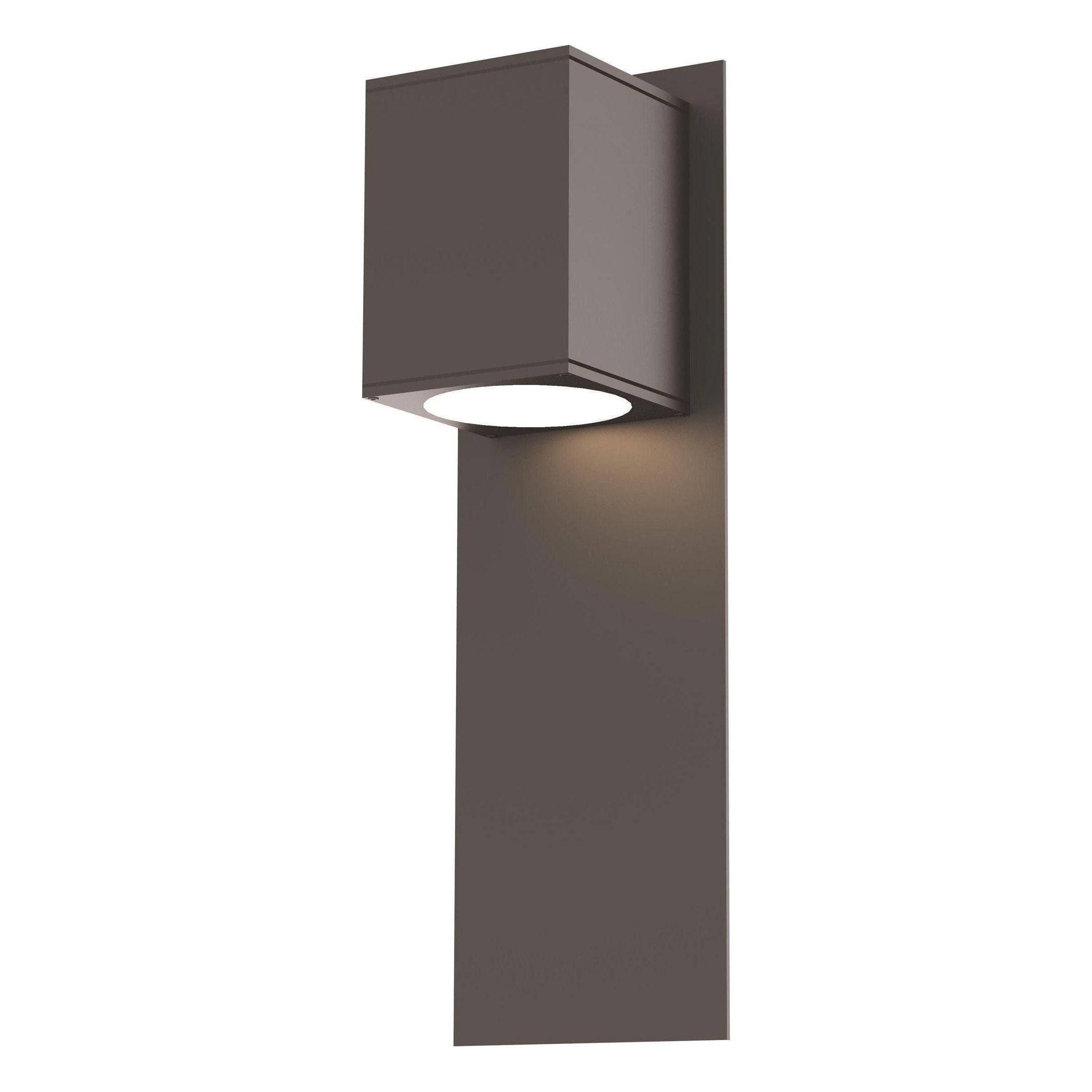 DVI - Essex Outdoor Wall Light - Lights Canada