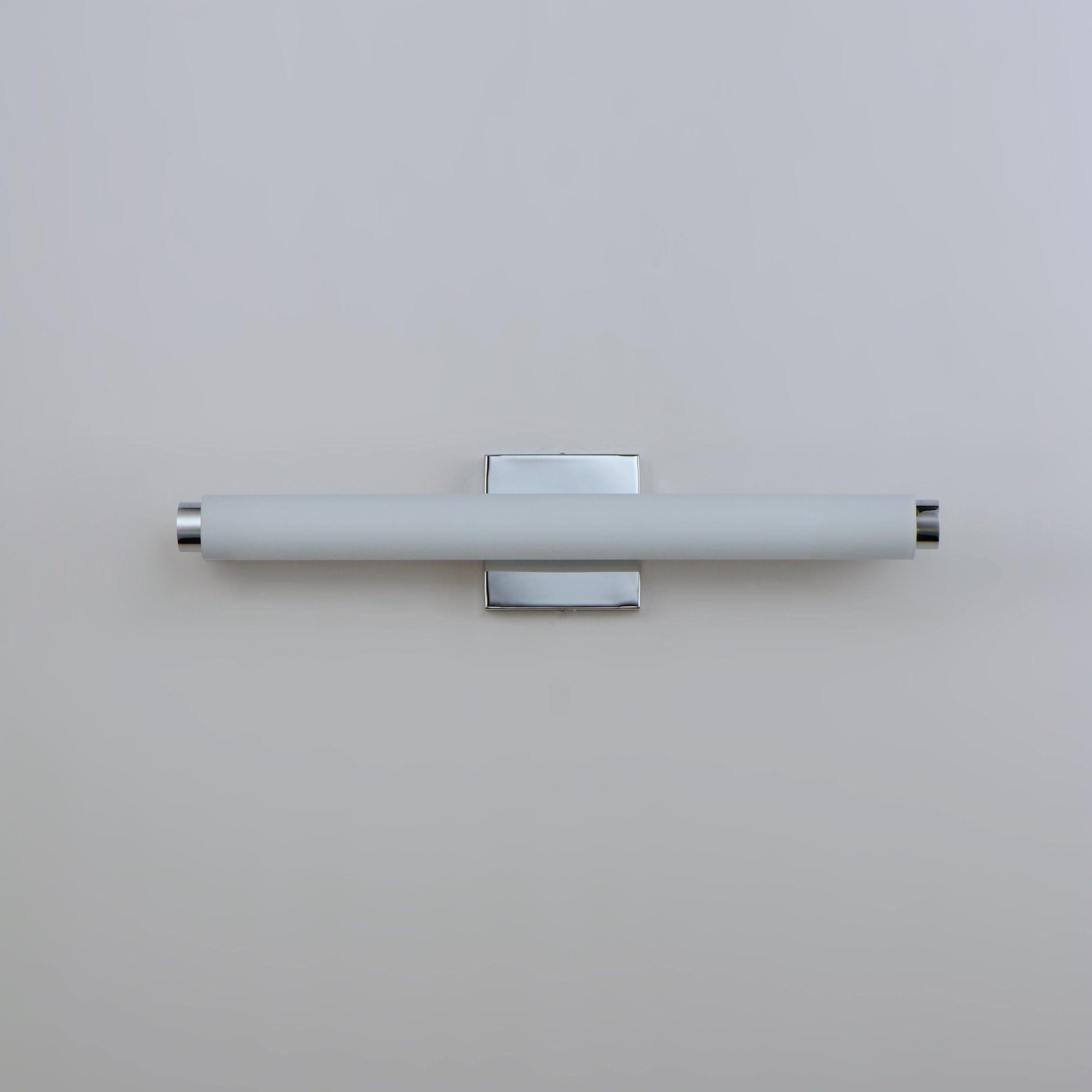 ET2 - Soprano 18" LED Vanity Light - Lights Canada