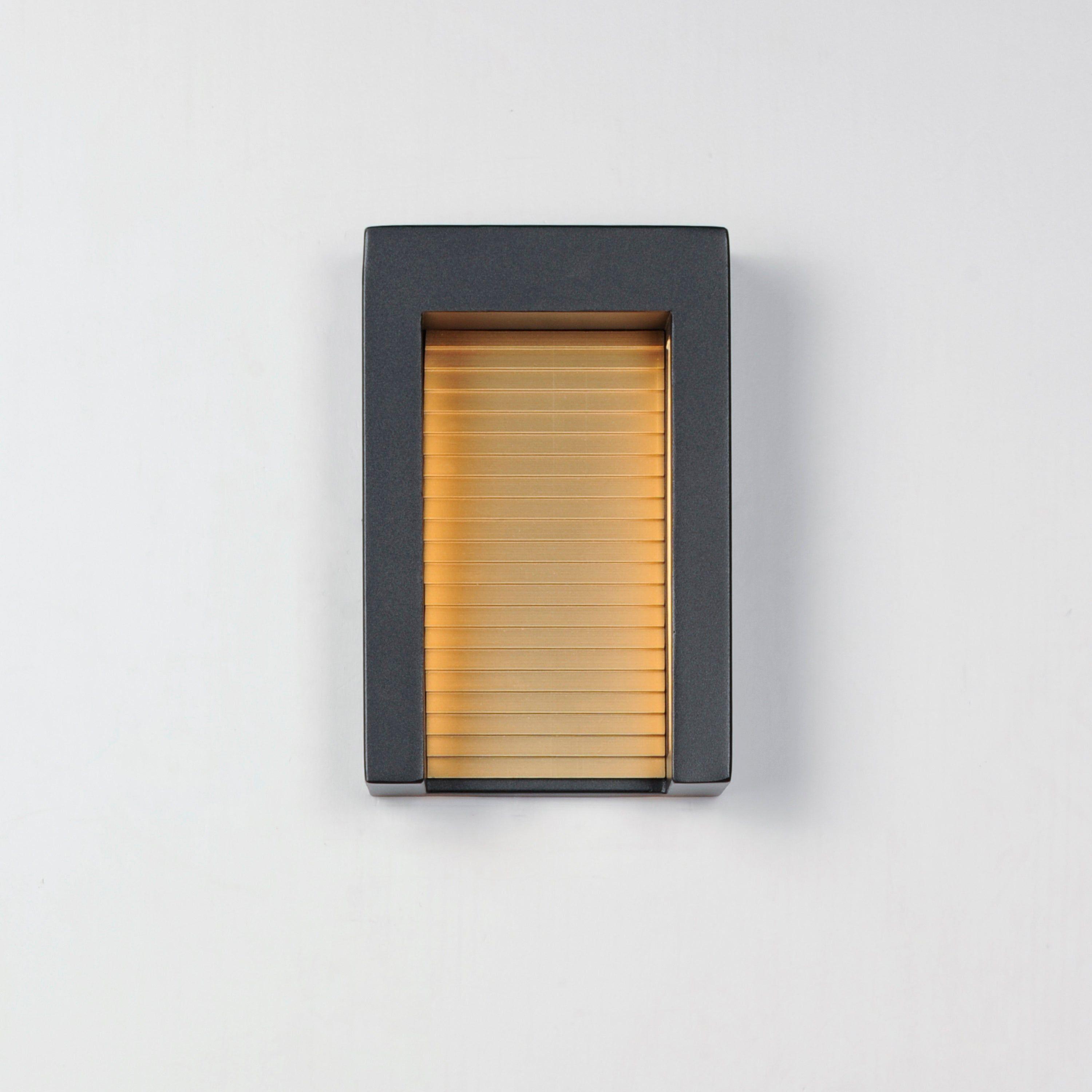 ET2 - Alcove Small LED Outdoor Wall Light - Lights Canada