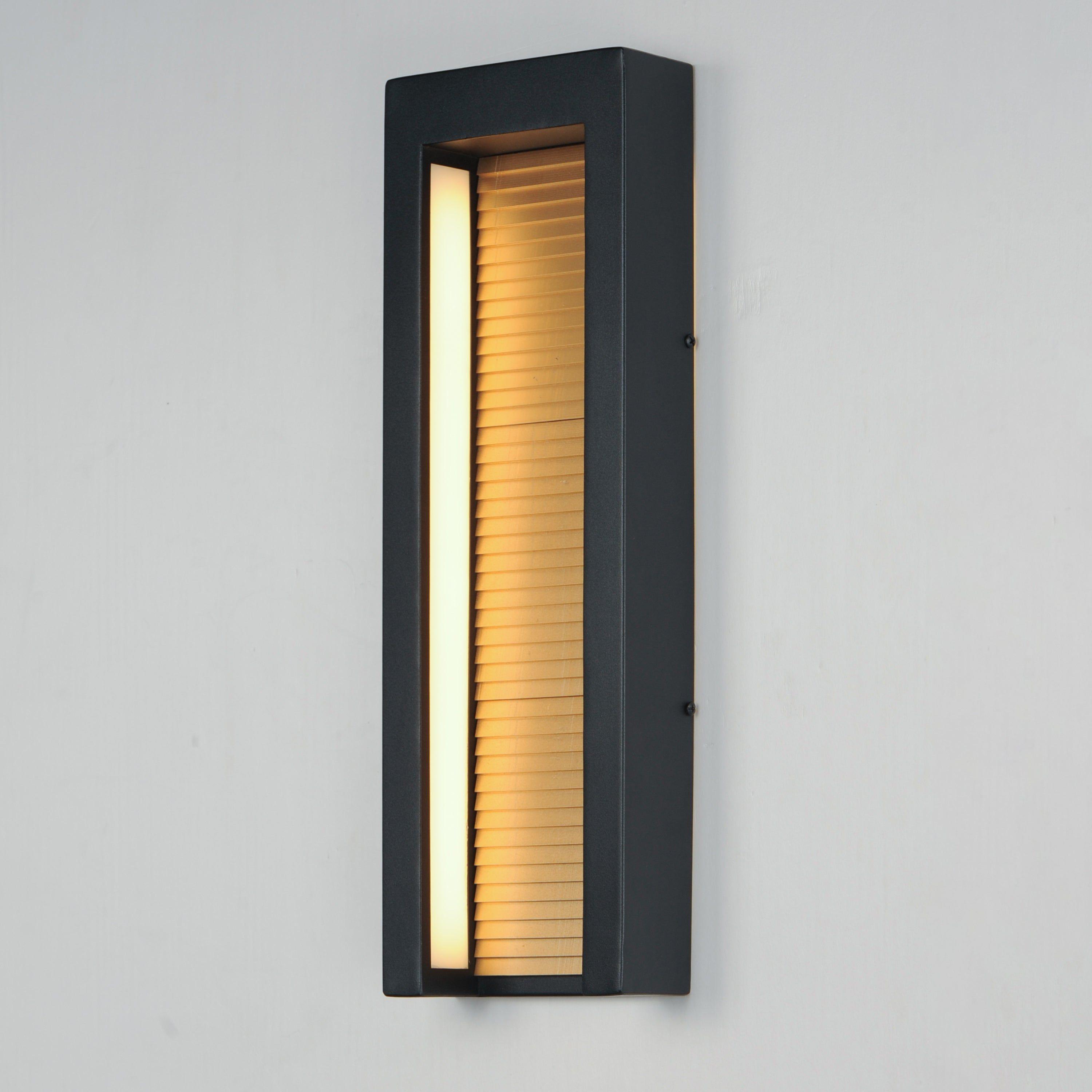 ET2 - Alcove Large LED Outdoor Wall Light - Lights Canada
