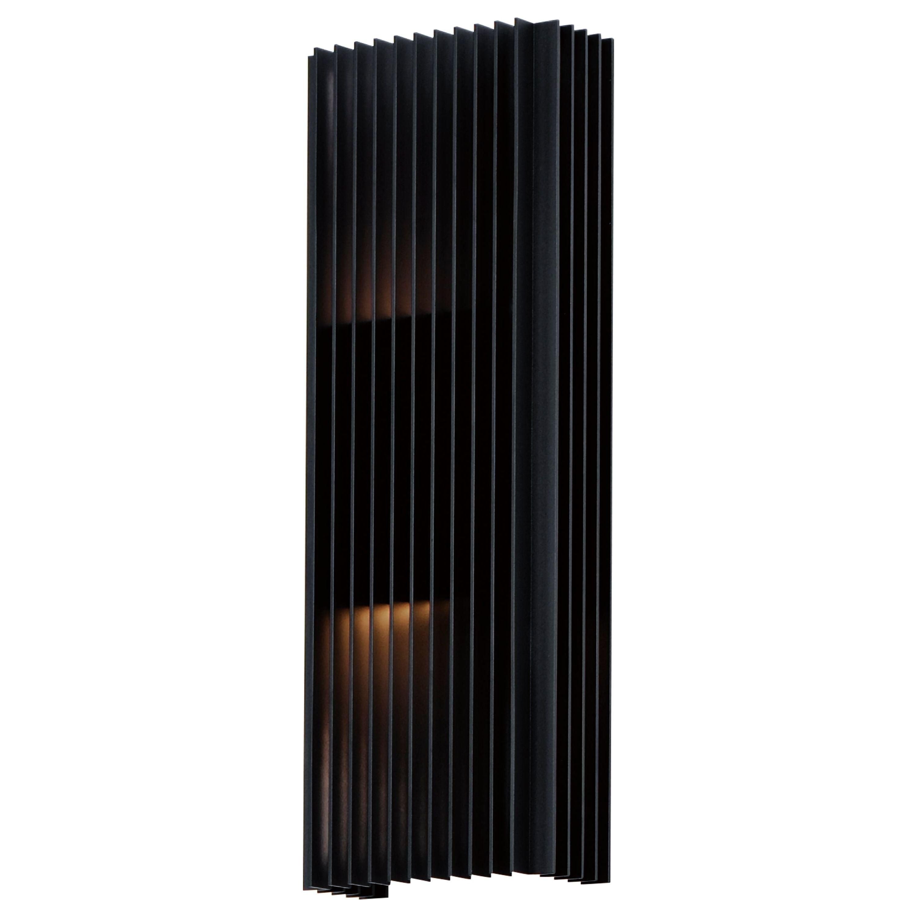 ET2 - Rampart Large LED Outdoor Wall Light - Lights Canada