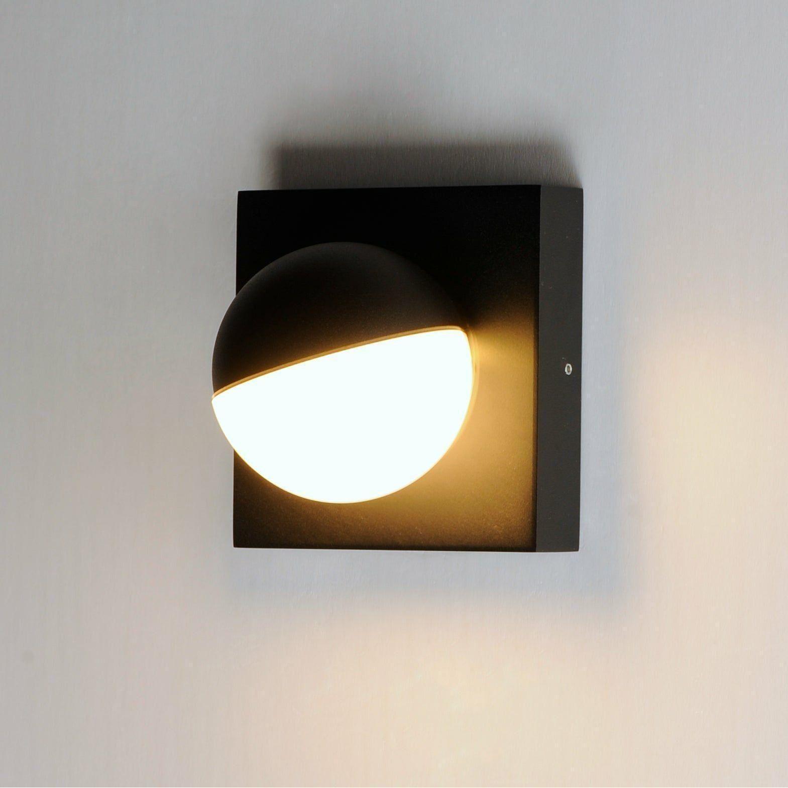 ET2 - Alumilux Majik LED Outdoor Wall Light - Lights Canada