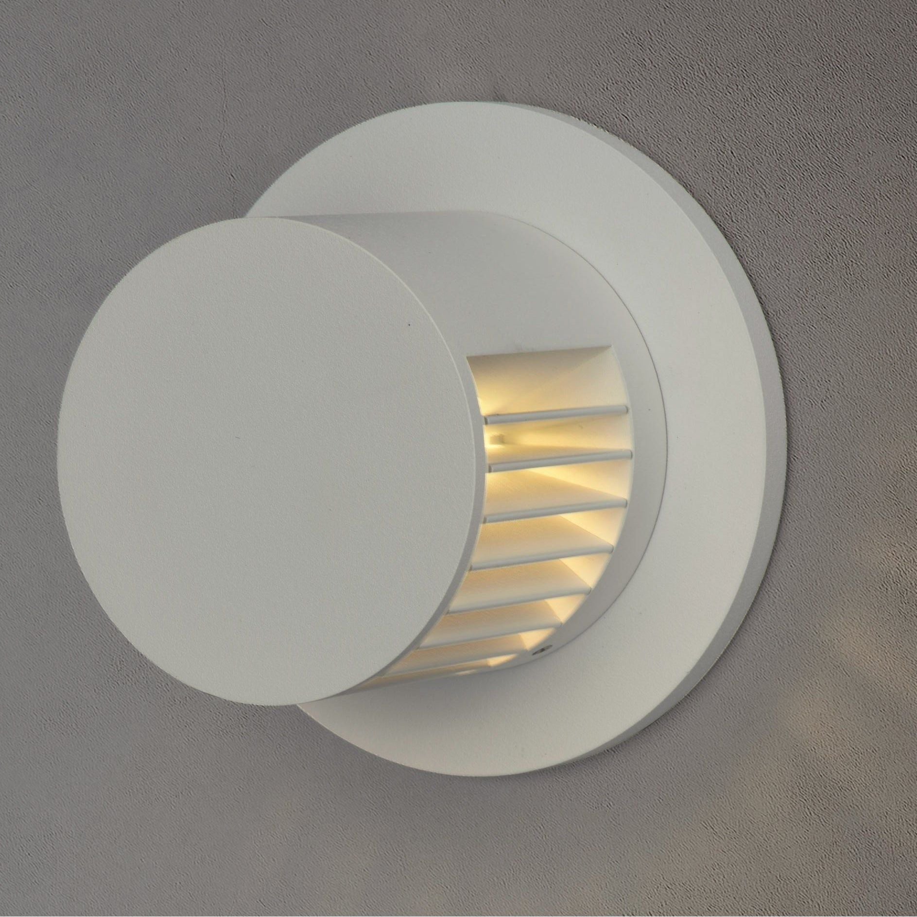 Alumilux: Spoked LED Outdoor Wall Sconce