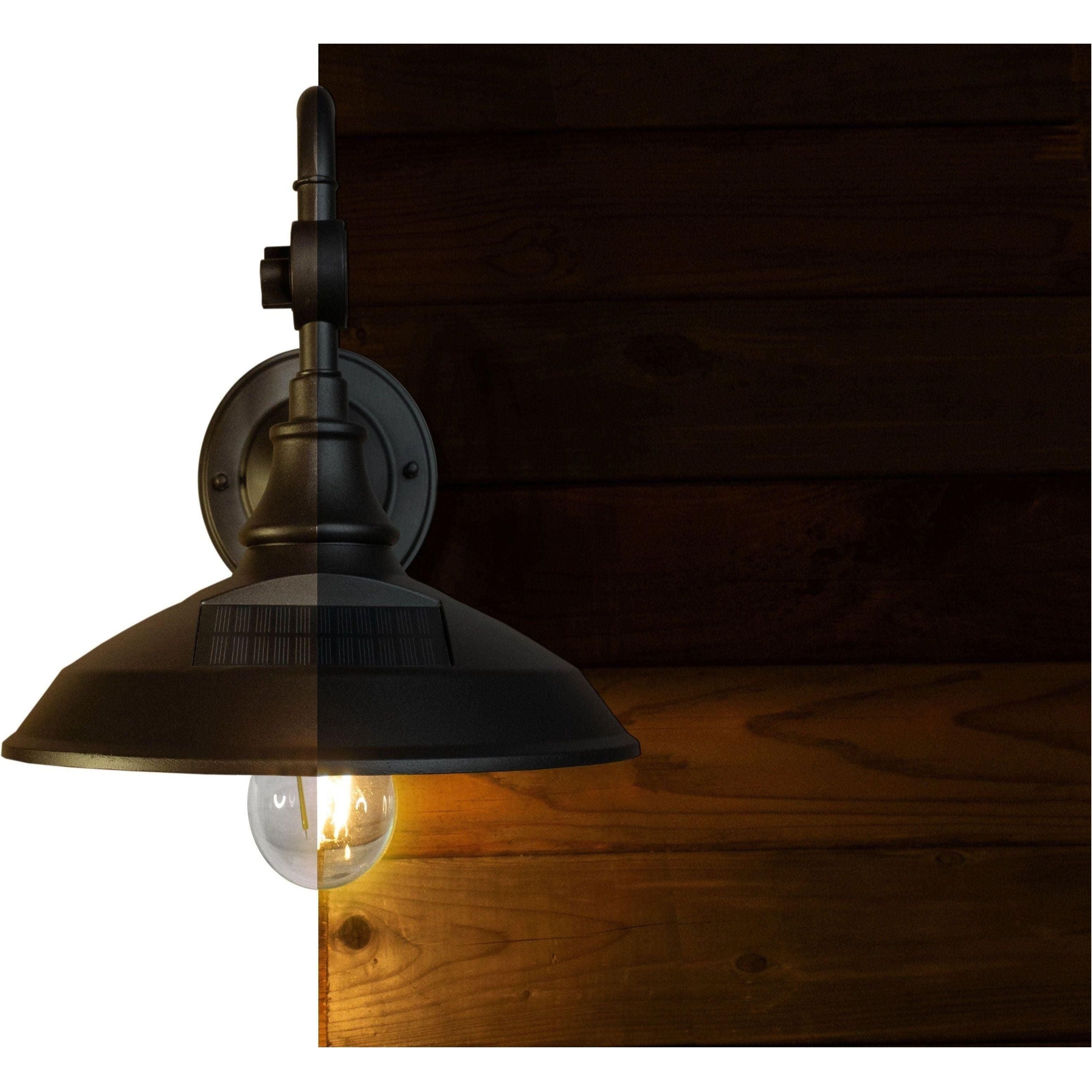 Classy Caps - Solar Barn Light - Lights Canada
