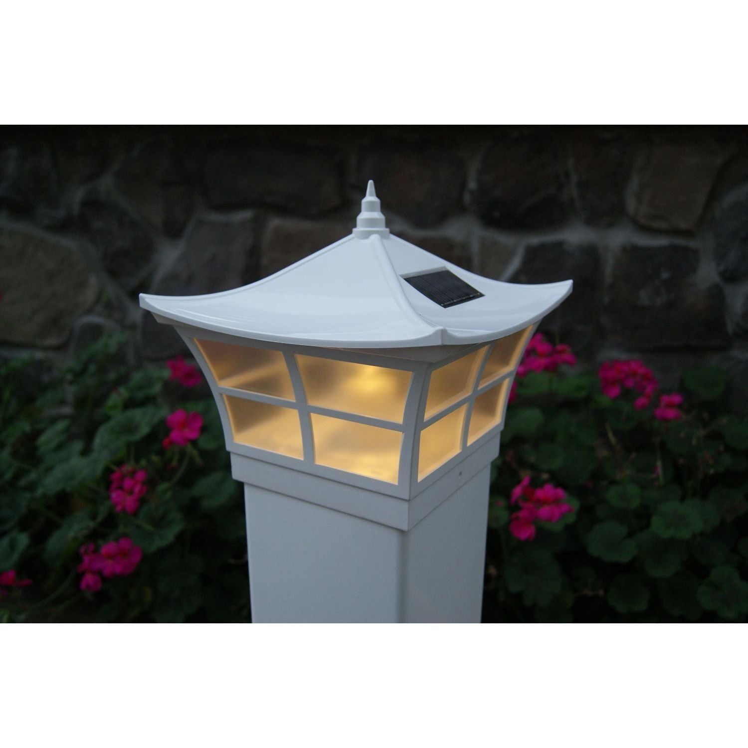 Classy Caps - 5x5 Ambience Solar Post Cap - Lights Canada