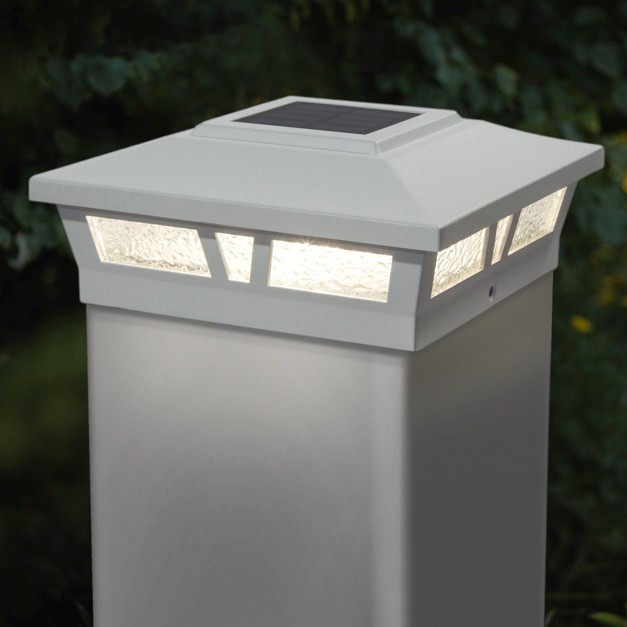 Classy Caps - 6x6 Oxford Solar Post Cap - Lights Canada