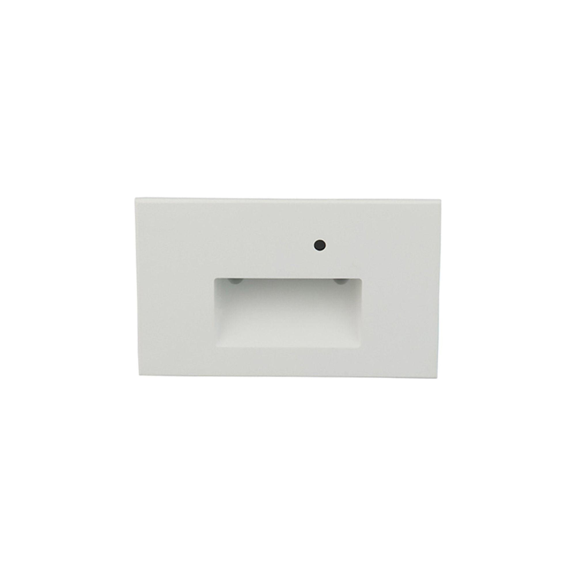 WAC Lighting - LEDme 120V LED Horizontal Indoor/Outdoor Step and Wall Light with Daylight Photocell Sensor - Lights Canada