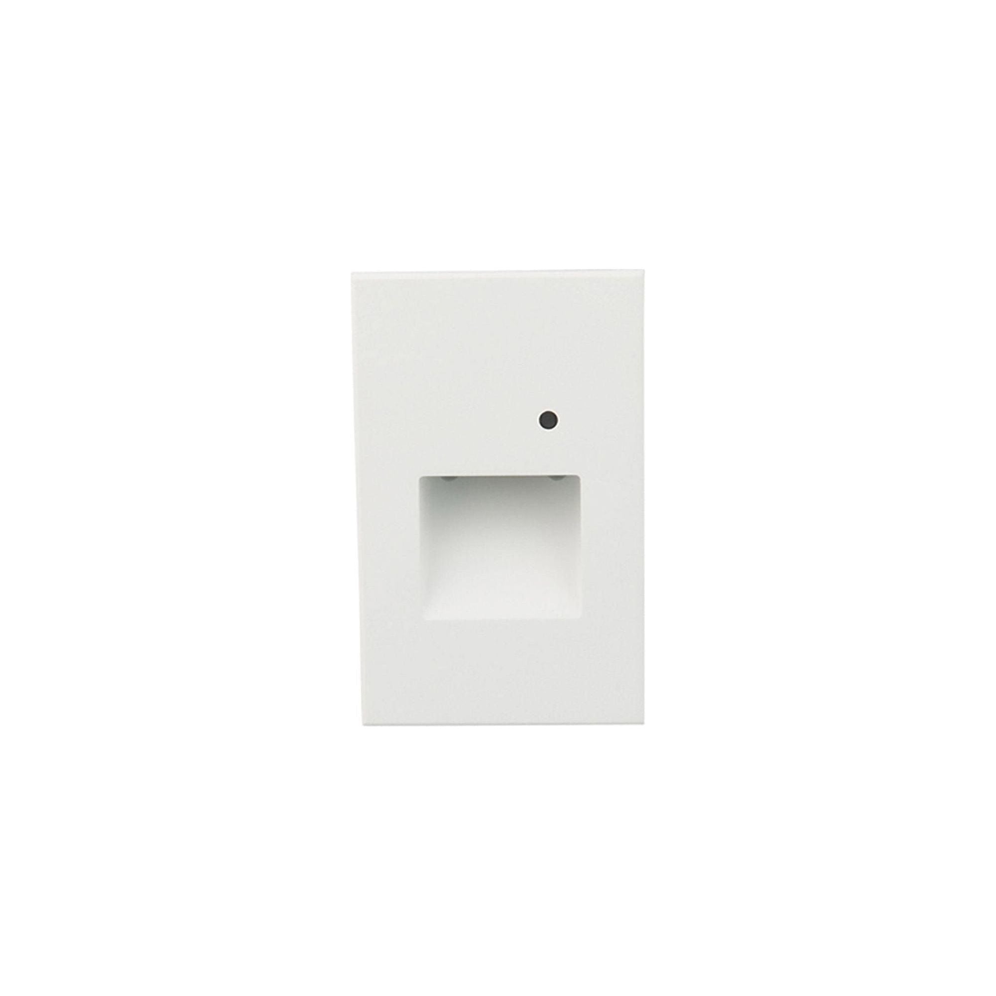 WAC Lighting - LEDme 120V LED Vertical Indoor/Outdoor Step and Wall Light with Daylight Photocell Sensor - Lights Canada