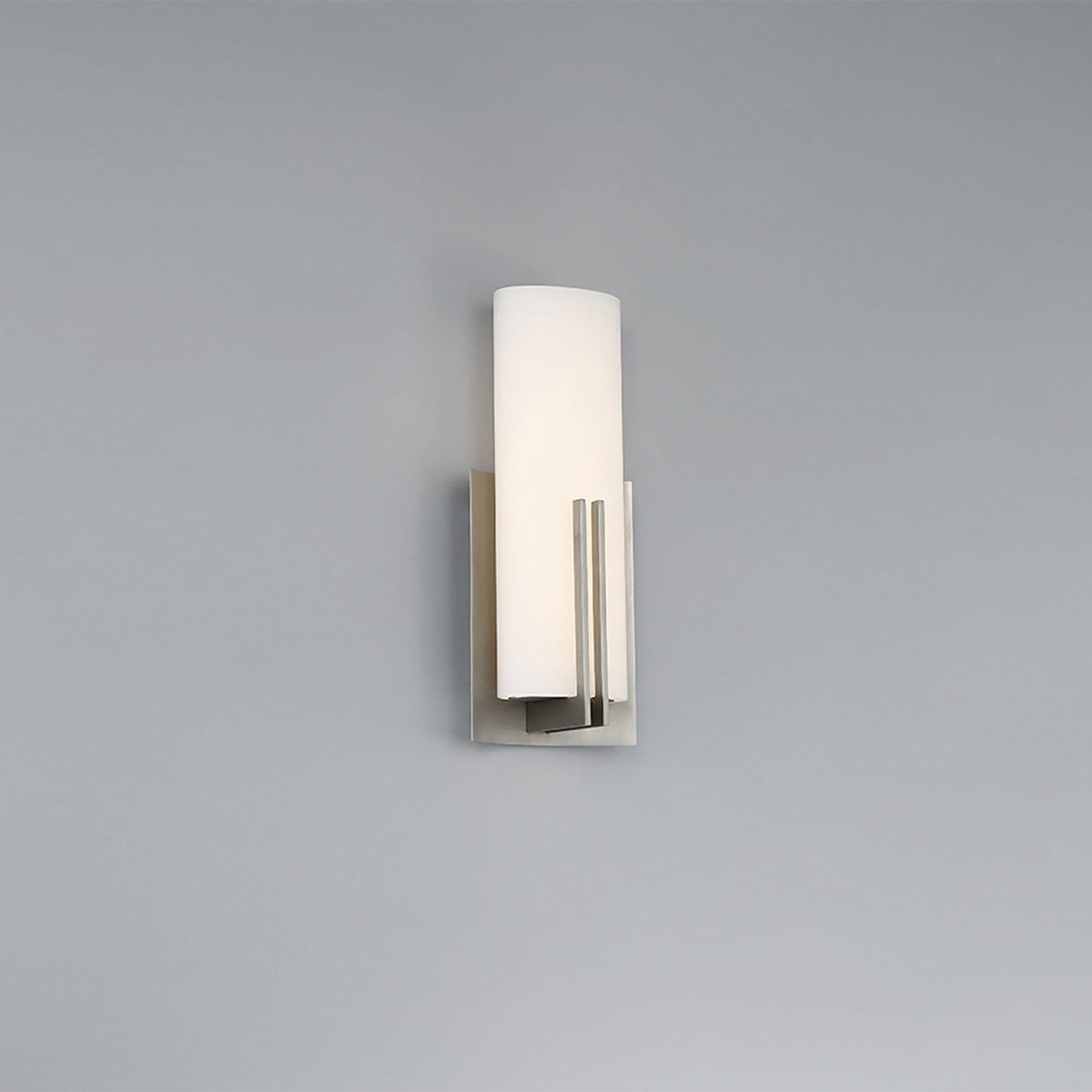 dweLED - Moderne 15" LED Wall Sconce - Lights Canada