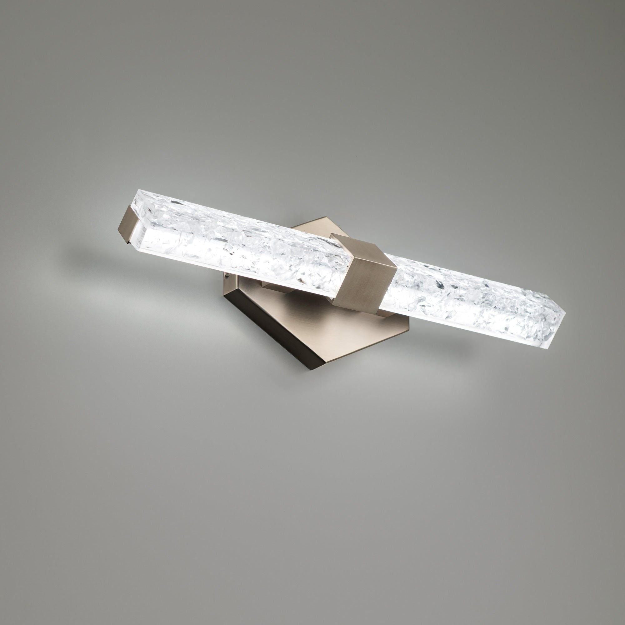 Modern Forms - Regal 18" LED Bathroom Vanity or Wall Light - Lights Canada